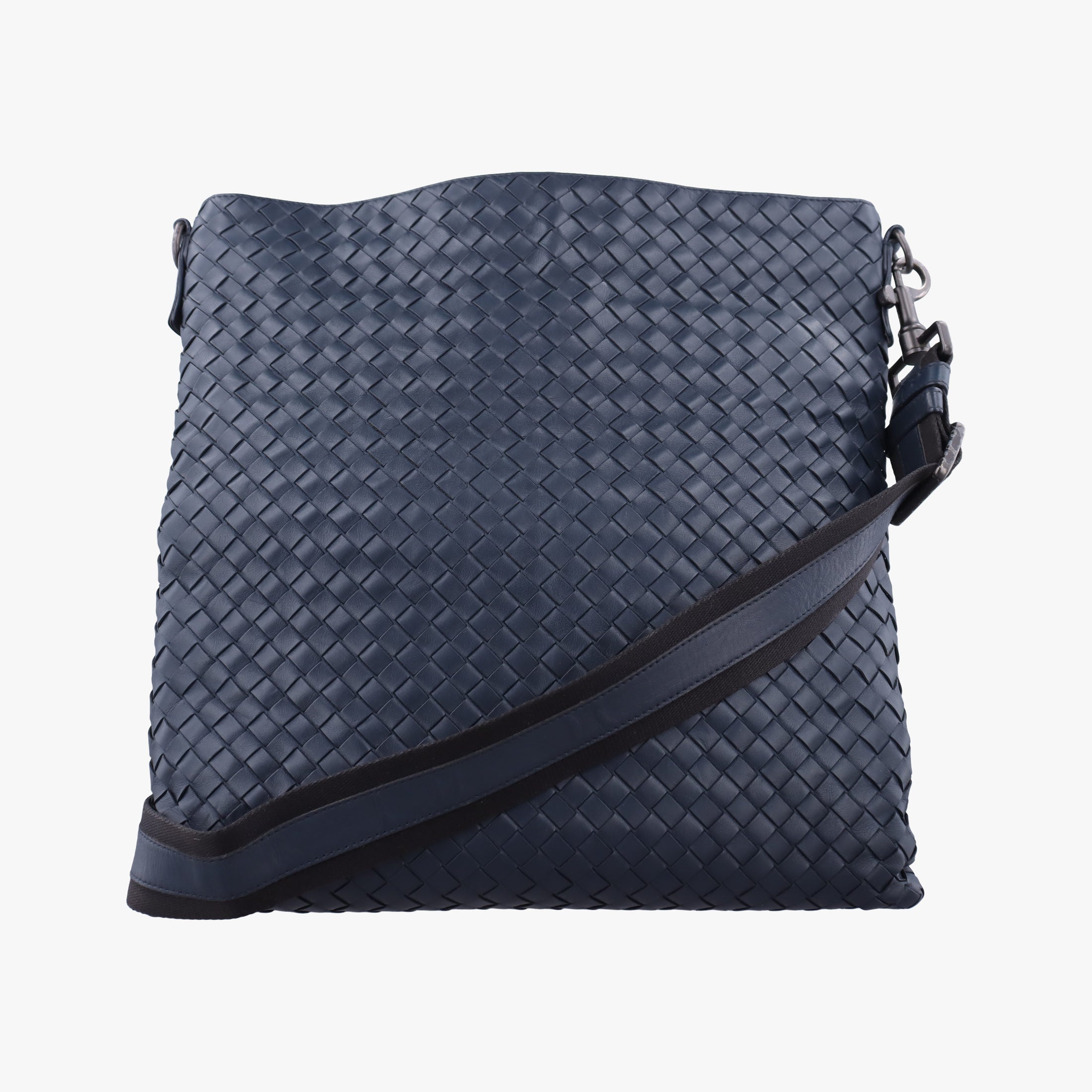 Secondhand Bottega Veneta Intrecciato Navy lambskin  shoulderbag | stylenewstar