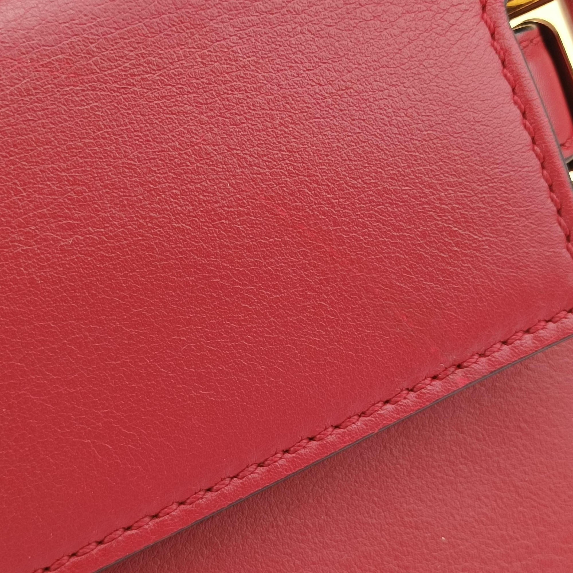 Secondhand Valentino My Rockstud Red Leather  shoulderbag | stylenewstar