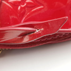 Secondhand Louis Vuitton Alma PM pomme d'amour Vernis M90096 handbag | stylenewstar