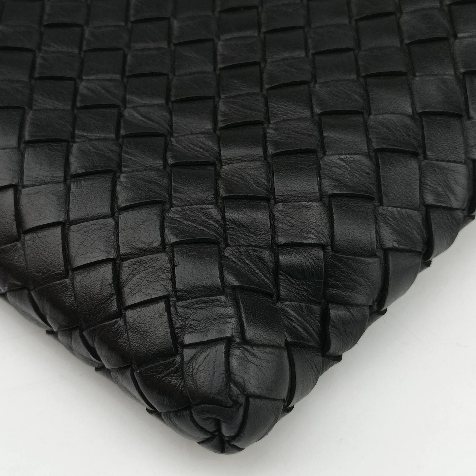 Pre-owned Bottega Veneta Intrecciato Black lambskin  shoulderbag | stylenewstar