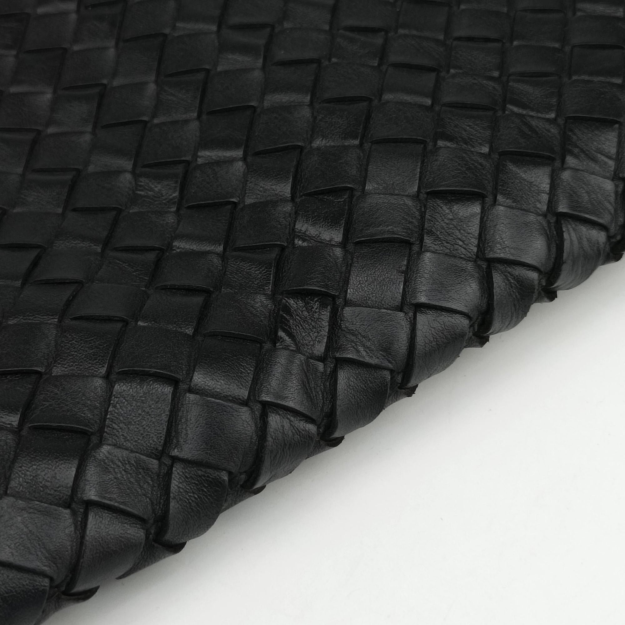 Pre-owned Bottega Veneta Intrecciato Black lambskin  shoulderbag | stylenewstar