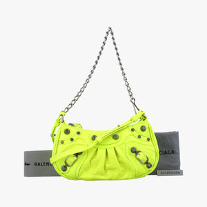 Secondhand Balenciaga Le Cagole Green lambskin  shoulderbag | stylenewstar