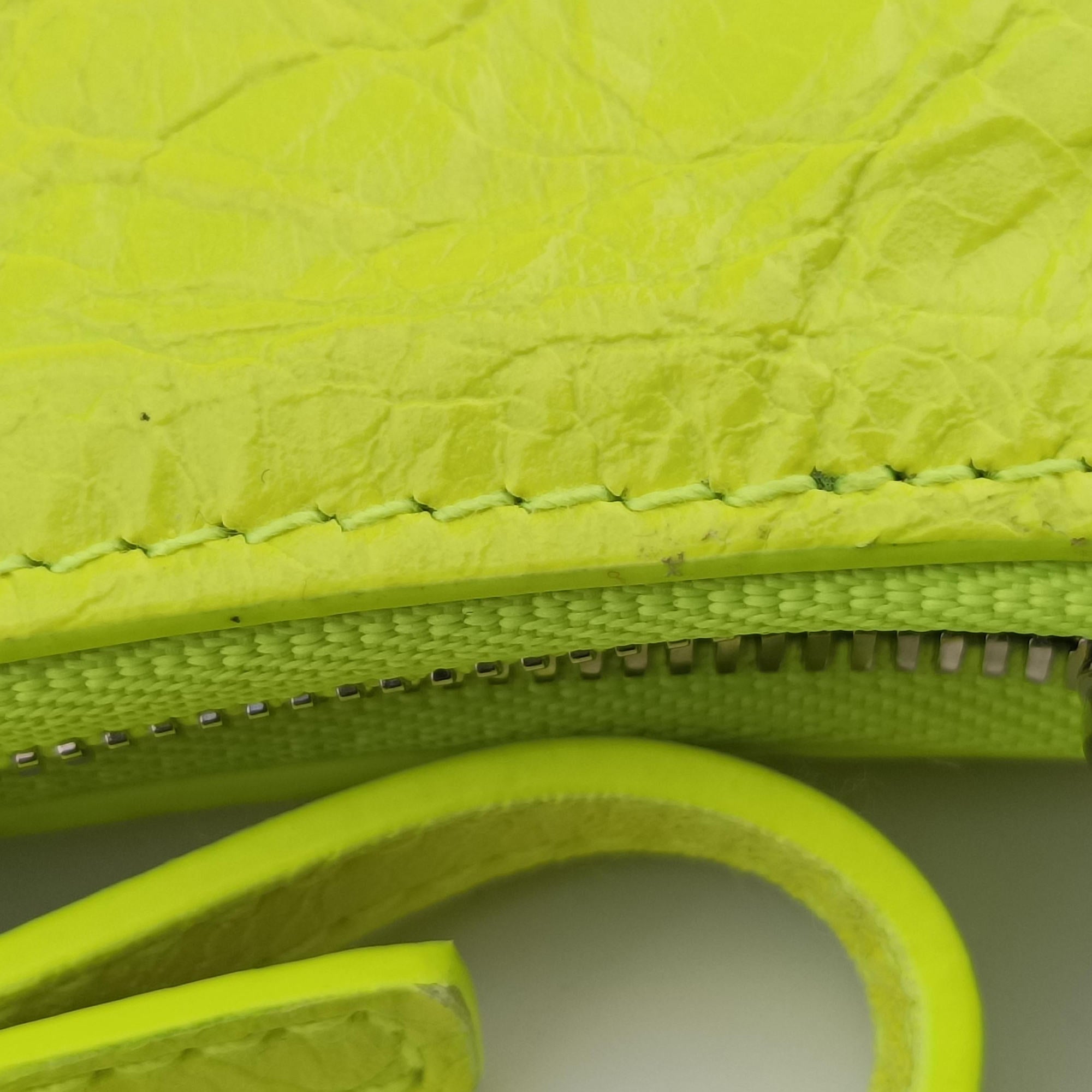 Secondhand Balenciaga Le Cagole Green lambskin  shoulderbag | stylenewstar