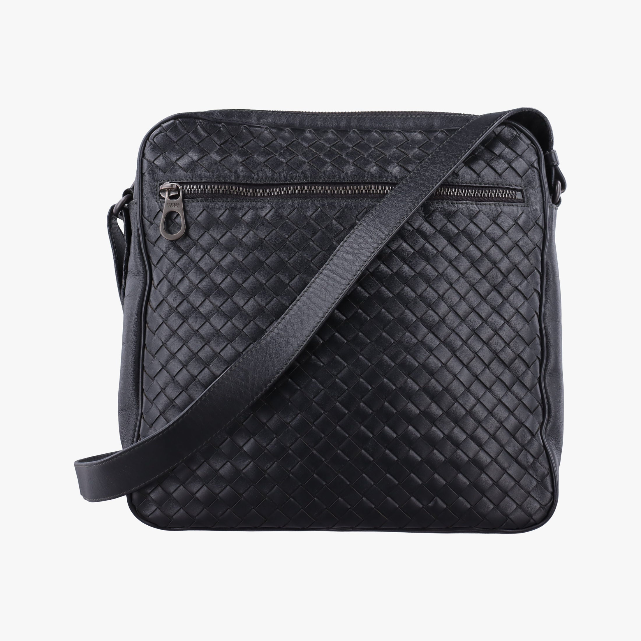 Pre-owned Bottega Veneta Intrecciato Black lambskin  shoulderbag | stylenewstar