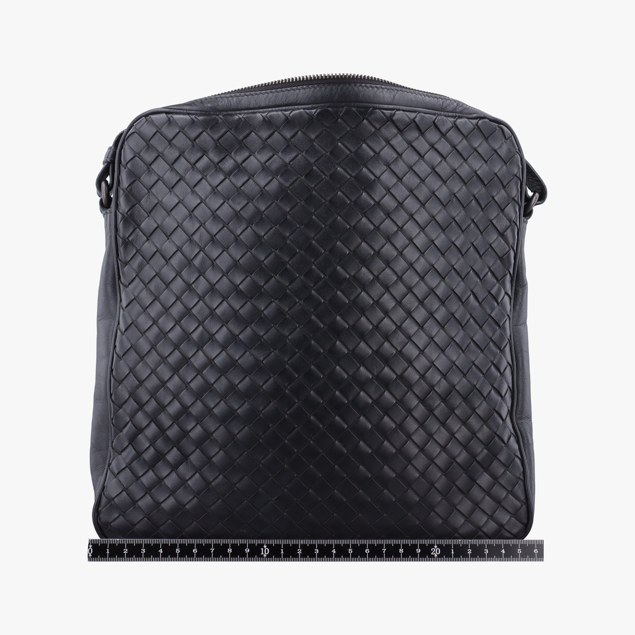 Pre-owned Bottega Veneta Intrecciato Black lambskin  shoulderbag | stylenewstar