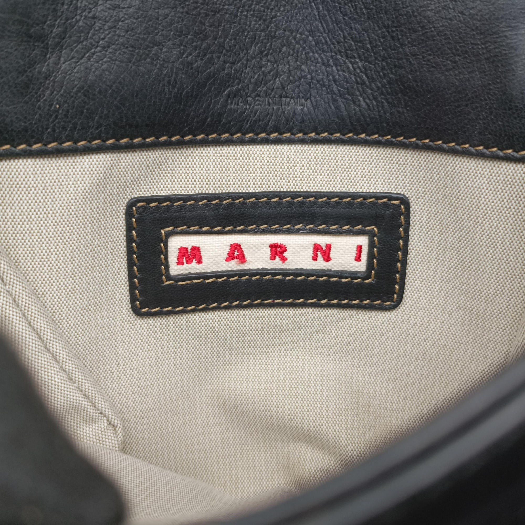 Vintage Marni Trunk Black Leather  shoulderbag | stylenewstar