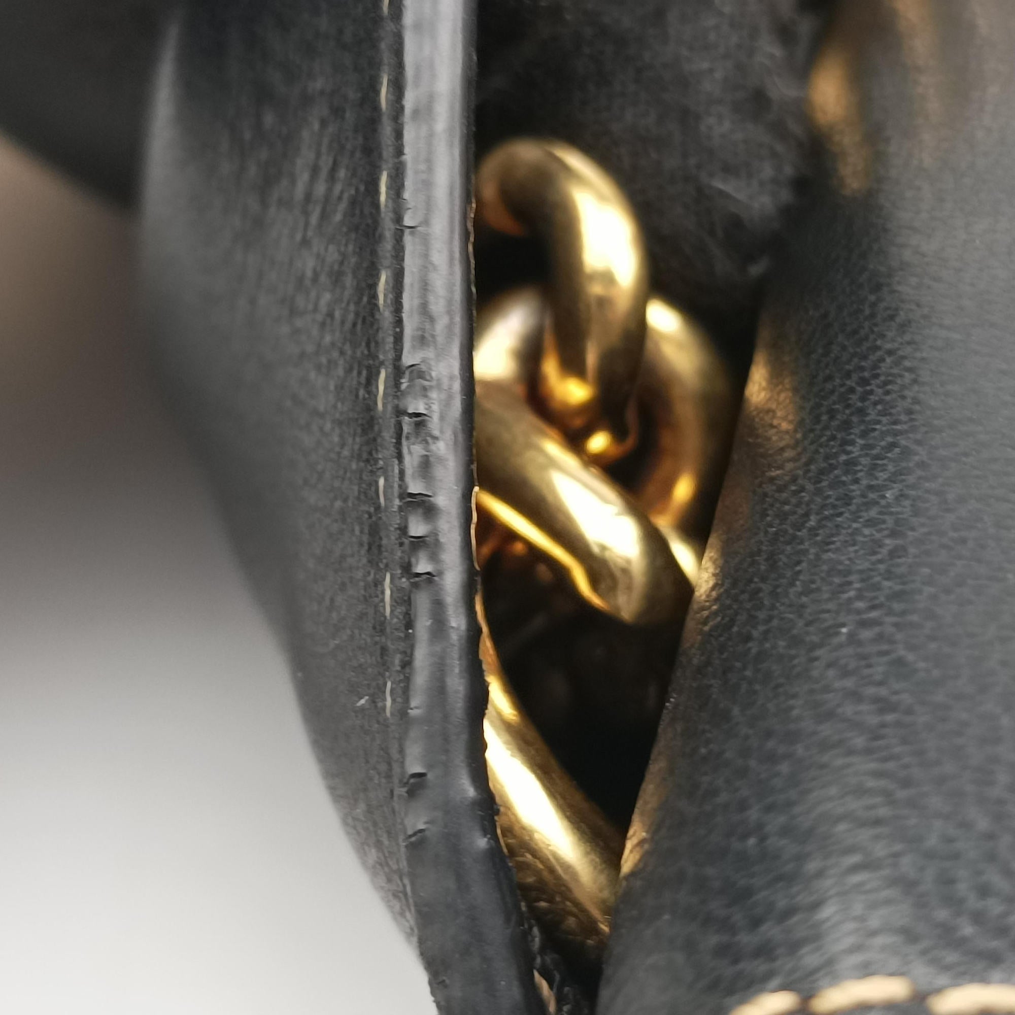 Vintage Marni Trunk Black Leather  shoulderbag | stylenewstar