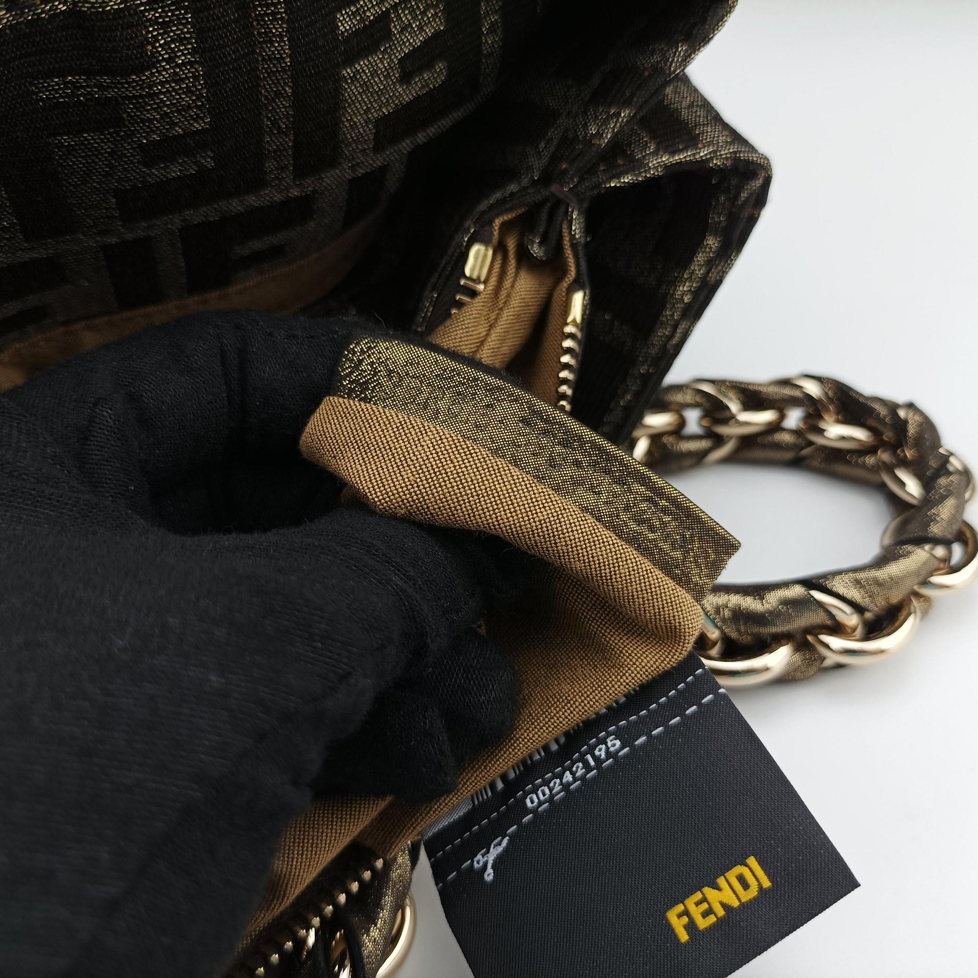 Pre-owned Fendi Mia Brown canvas 8BR616 shoulderbag | stylenewstar