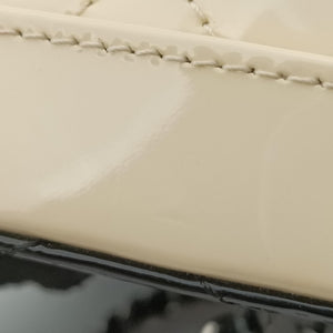 Pre-owned Chanel Vanity Matelasse Chain Handle White Patent Leather A91055 handbag | stylenewstar