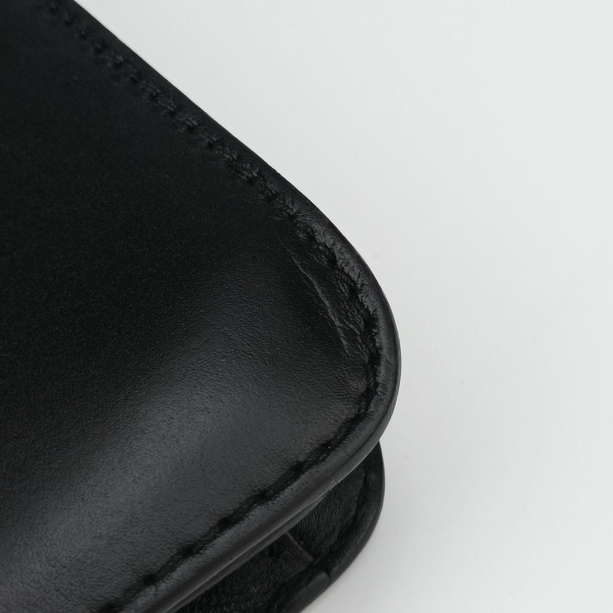 Pre-owned Gucci Interlocking 1973 Flap Black Leather 277522 shoulderbag | stylenewstar