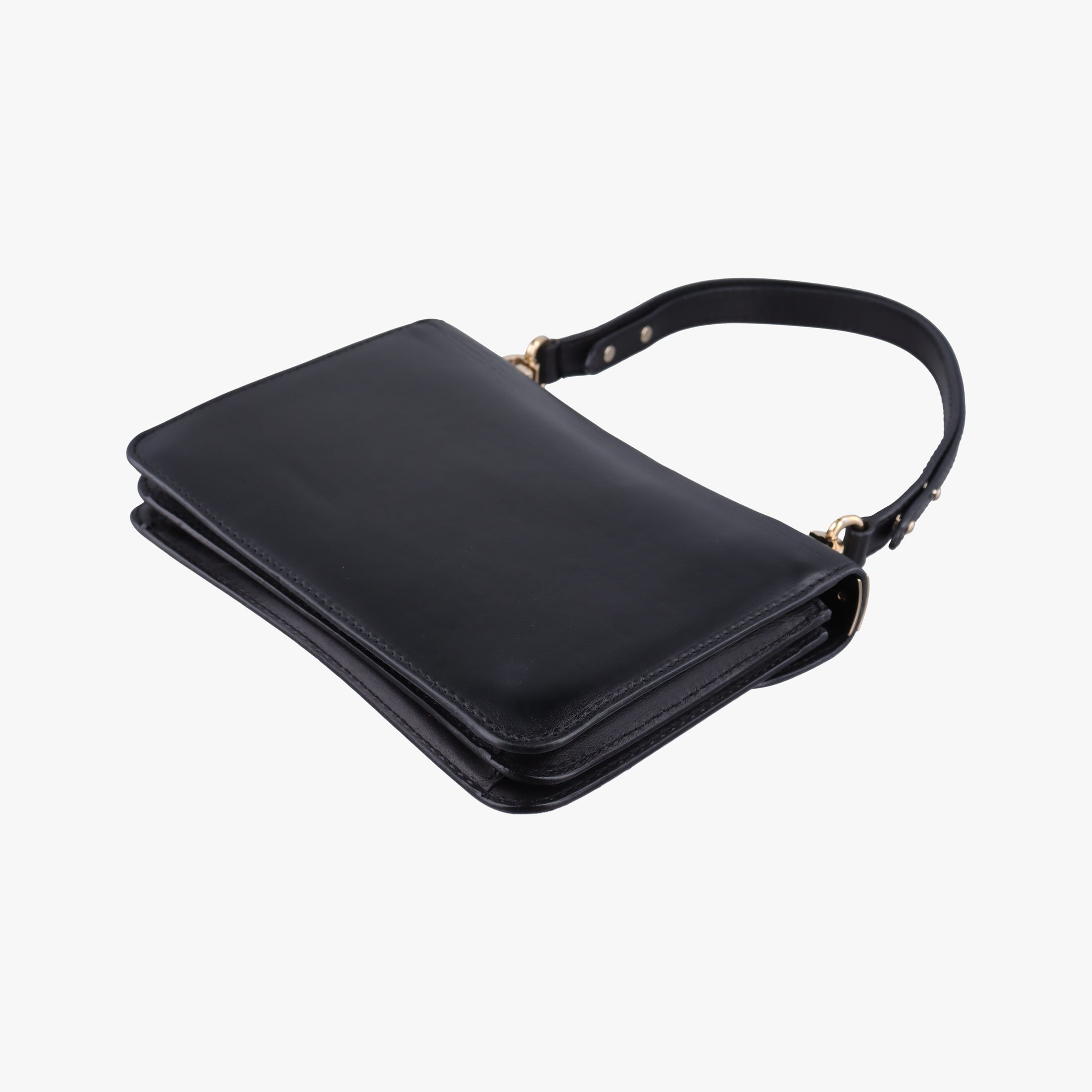 Pre-owned Gucci Interlocking 1973 Flap Black Leather 277522 shoulderbag | stylenewstar