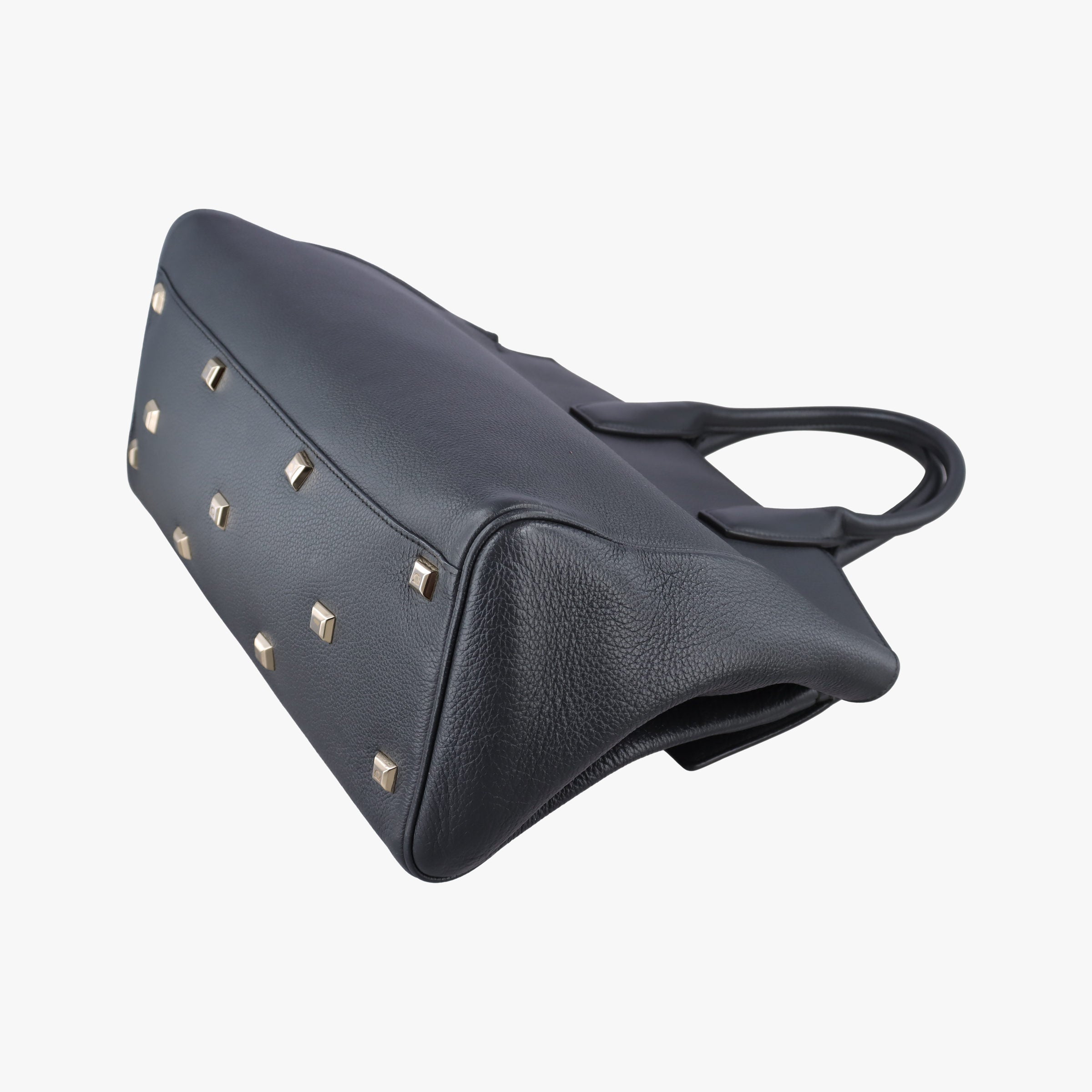 Pre-owned Ferragamo Studio Dark Gray Grained Calfskin  shoulderbag | stylenewstar