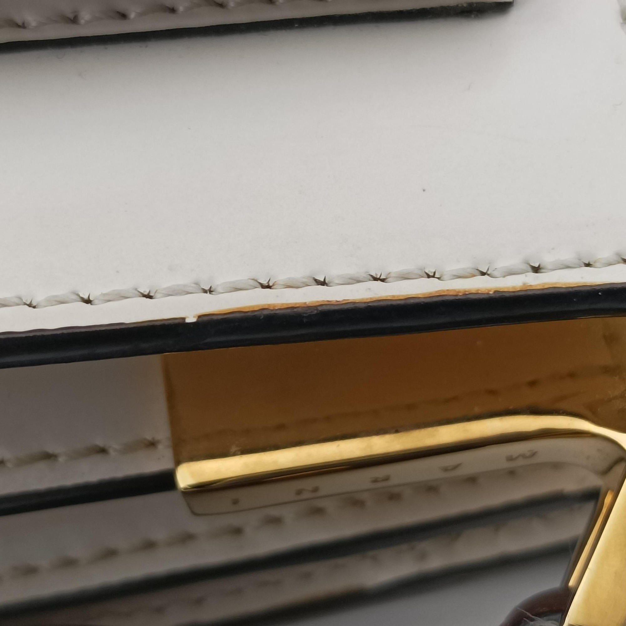 Pre-owned Marni TRUNK White × Green Leather  shoulderbag | stylenewstar