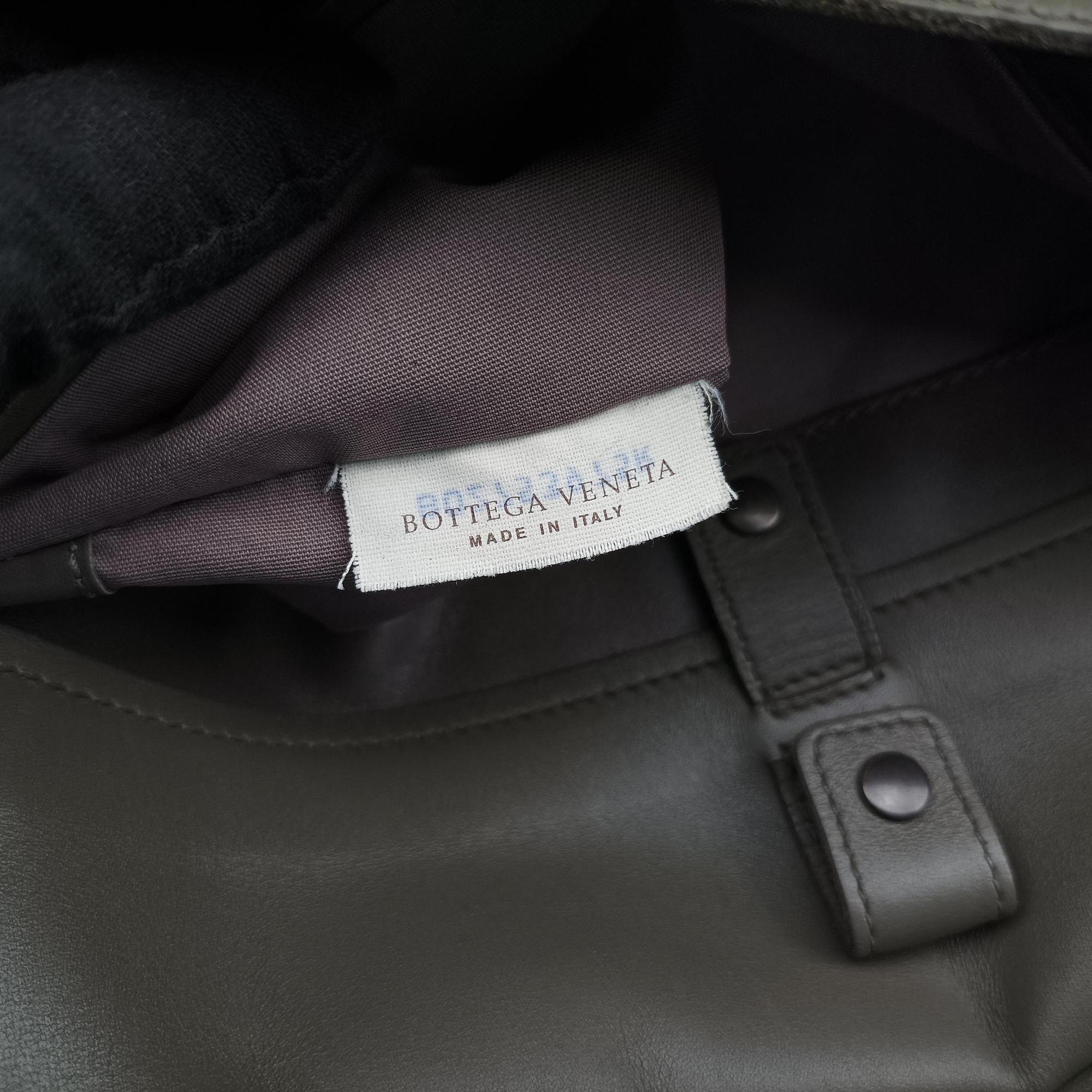 Vintage Bottega Veneta Intrecciato Grey lambskin  shoulderbag | stylenewstar