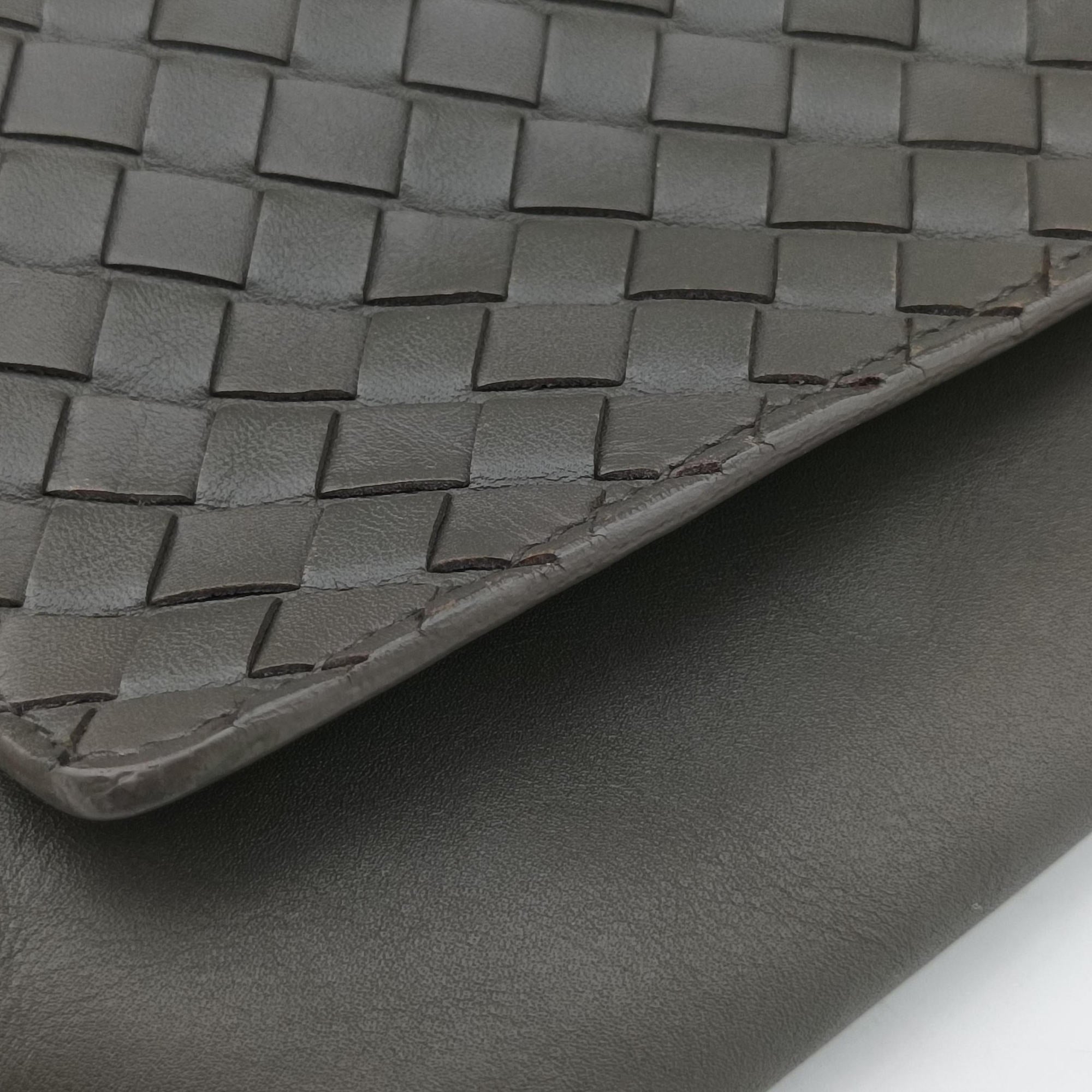 Vintage Bottega Veneta Intrecciato Grey lambskin  shoulderbag | stylenewstar