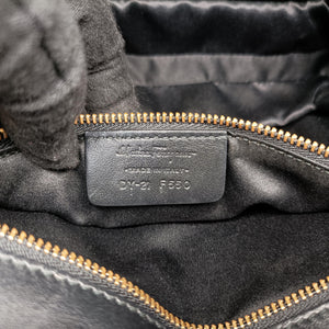 Pre-owned Ferragamo Vara Stripe Black× Gold×Silver Leather  shoulderbag | stylenewstar
