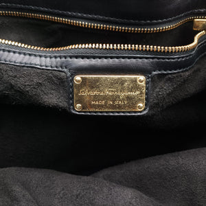 Pre-owned Ferragamo Enny hobo Black Leather  shoulderbag | stylenewstar
