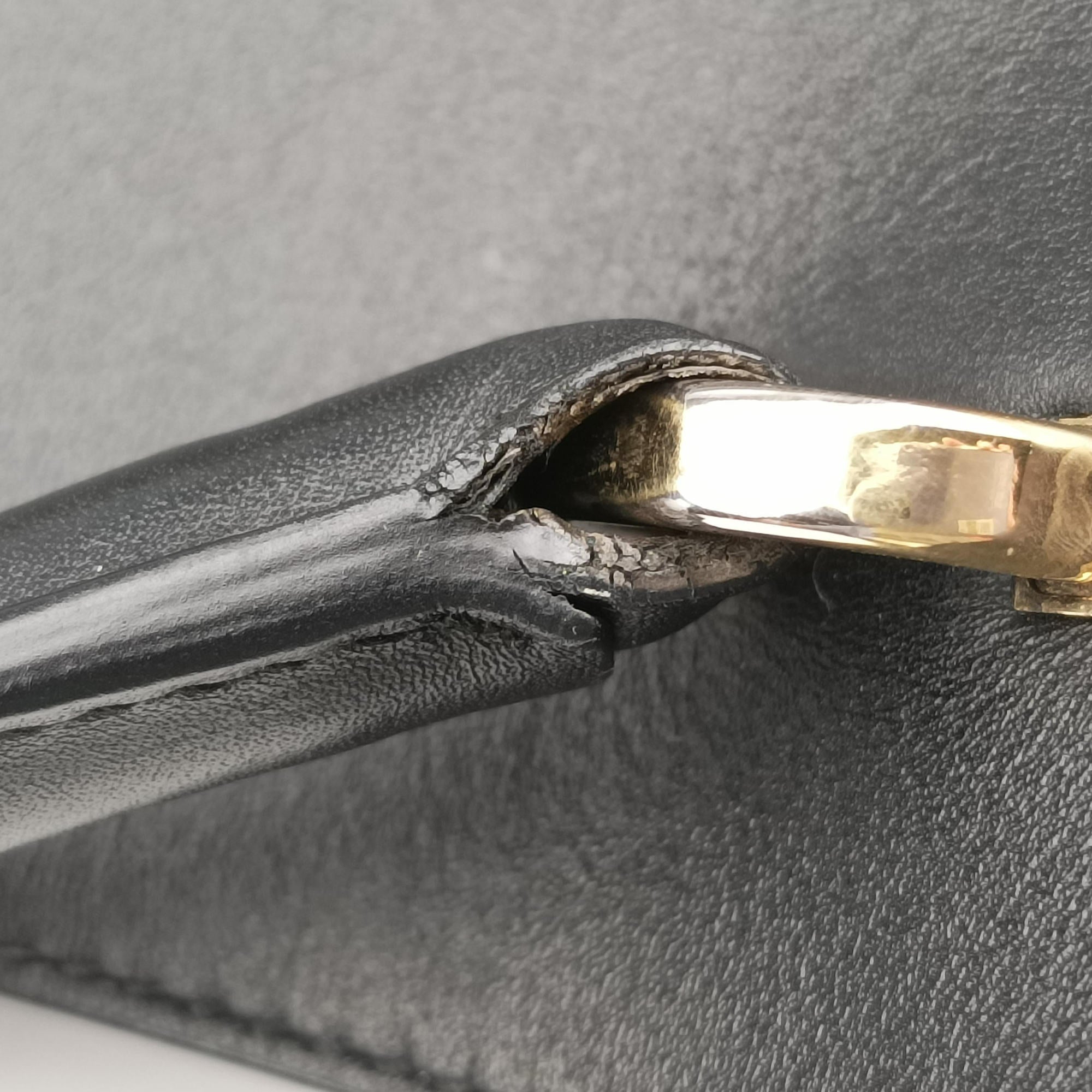 Pre-owned Ferragamo Gancini Juliet Black leather  handbag | stylenewstar