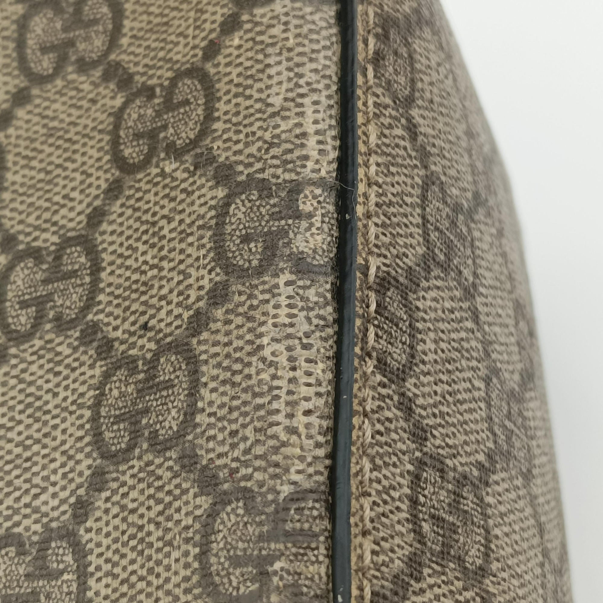 Pre-owned Gucci GG Plus GG Supreme Beige×black PVC coated canvas×Leather 406367 shoulderbag | stylenewstar