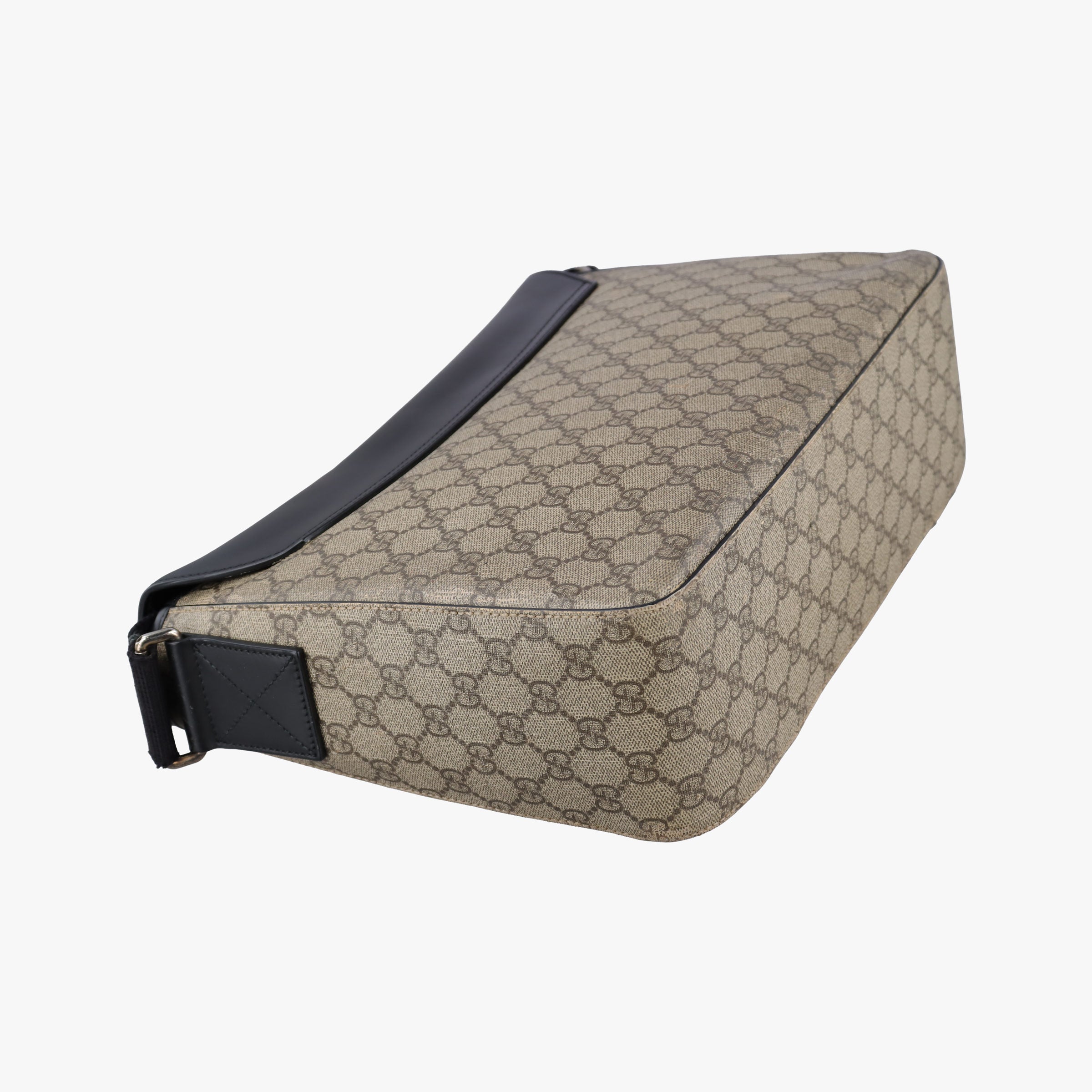 Pre-owned Gucci GG Plus GG Supreme Beige×black PVC coated canvas×Leather 406367 shoulderbag | stylenewstar