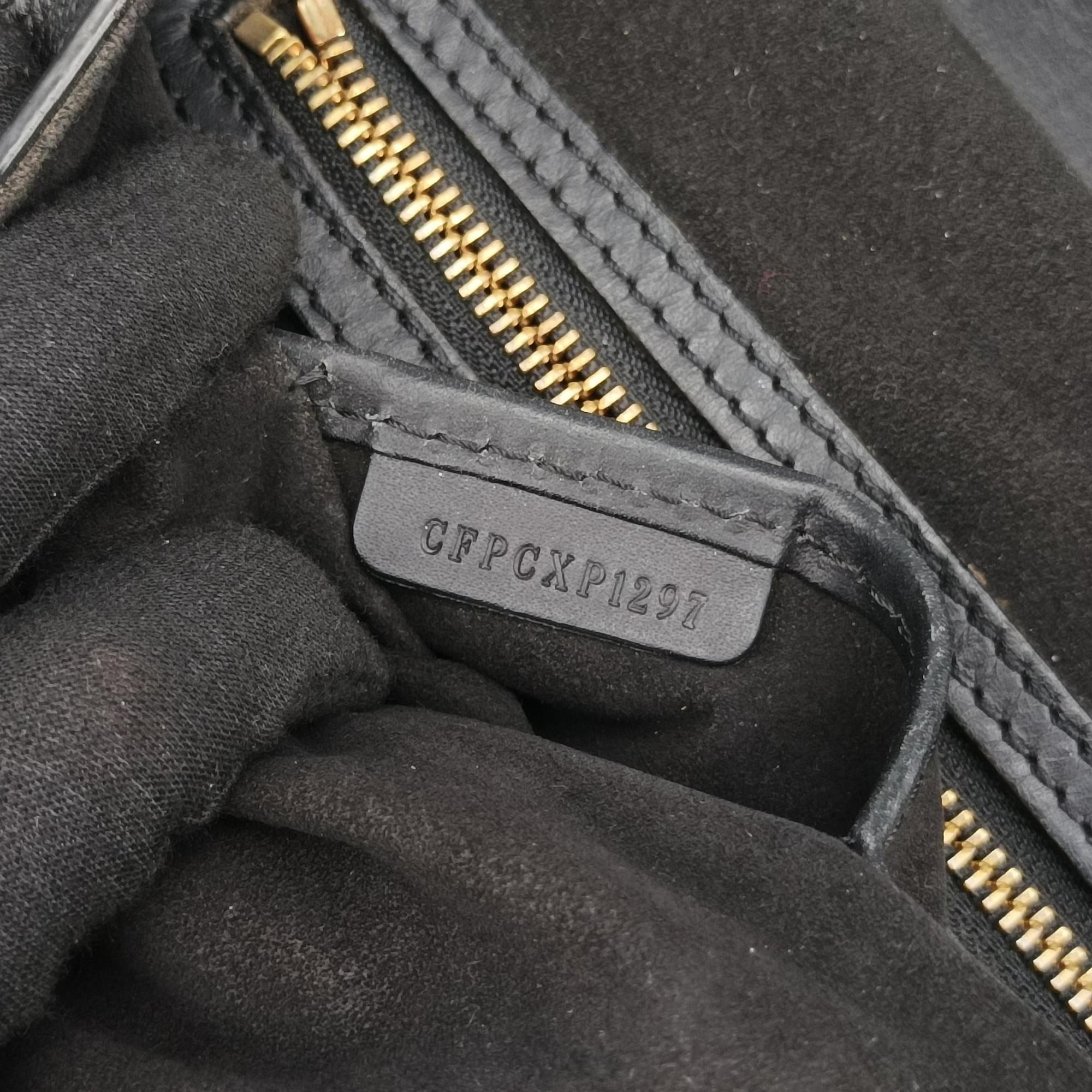 Pre-owned Burberry Bridle Black Leather  shoulderbag | stylenewstar
