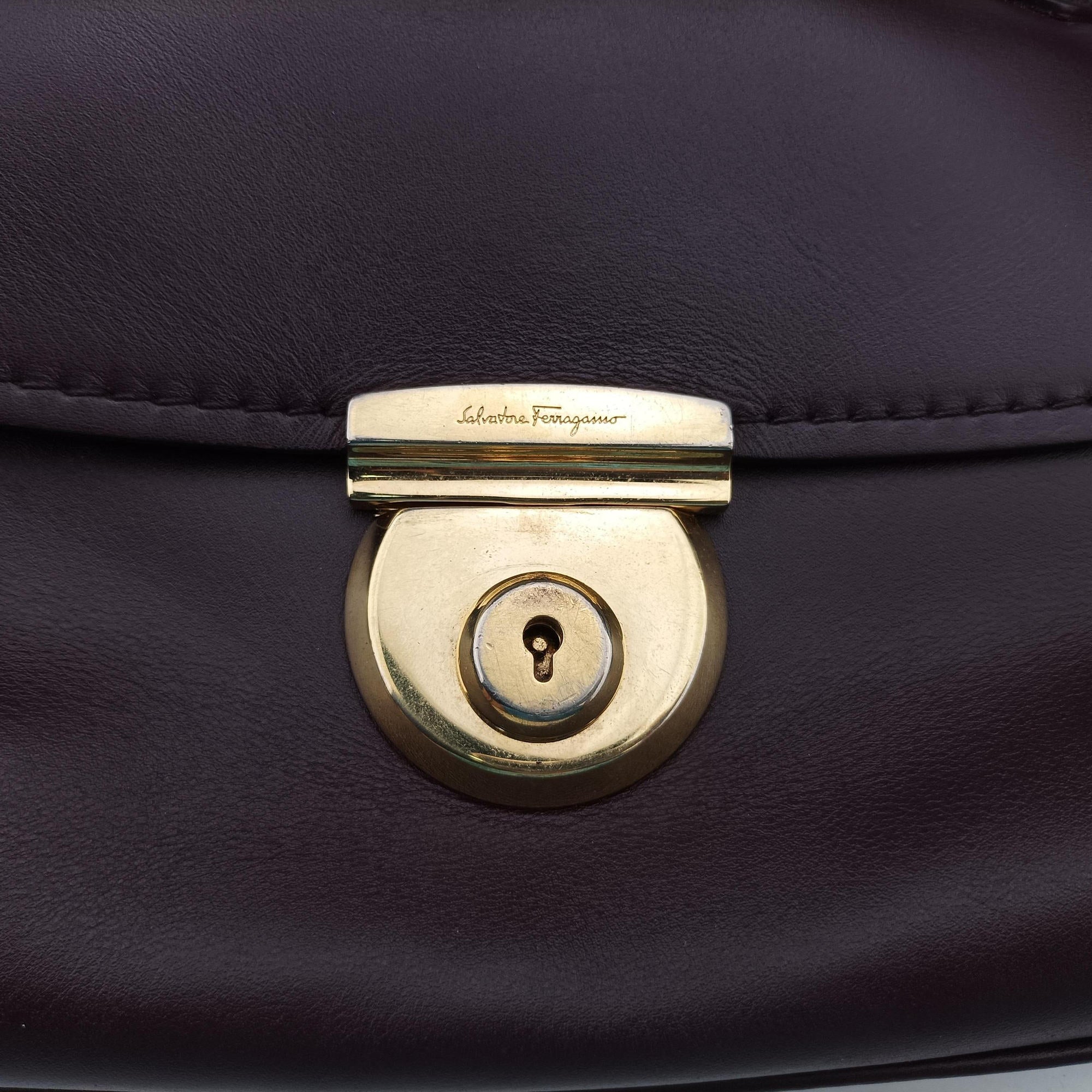 Vintage Ferragamo fiamma Burgundy Leather  handbag | stylenewstar