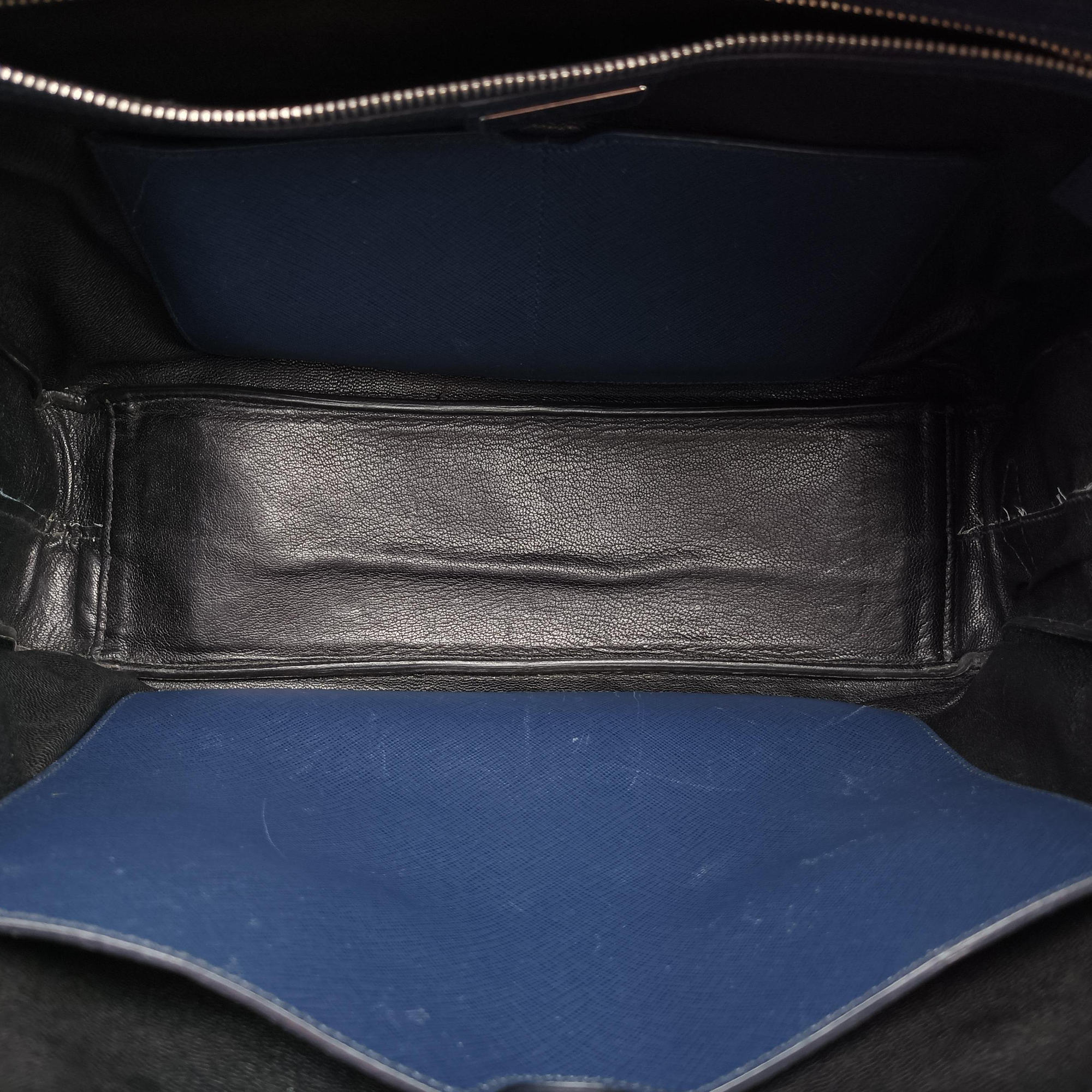 Secondhand Prada business bag briefcase Navy SAFFIANO Leather 2VE363 handbag | stylenewstar