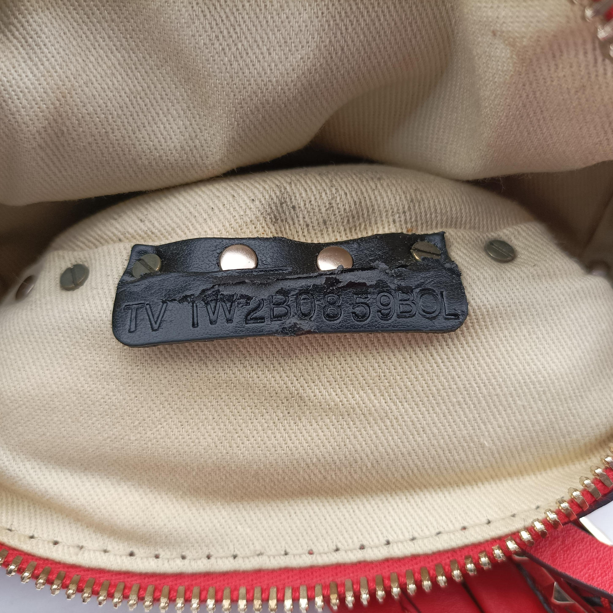Pre-owned Valentino Rockstud Red Leather  backpack/rucksack | stylenewstar