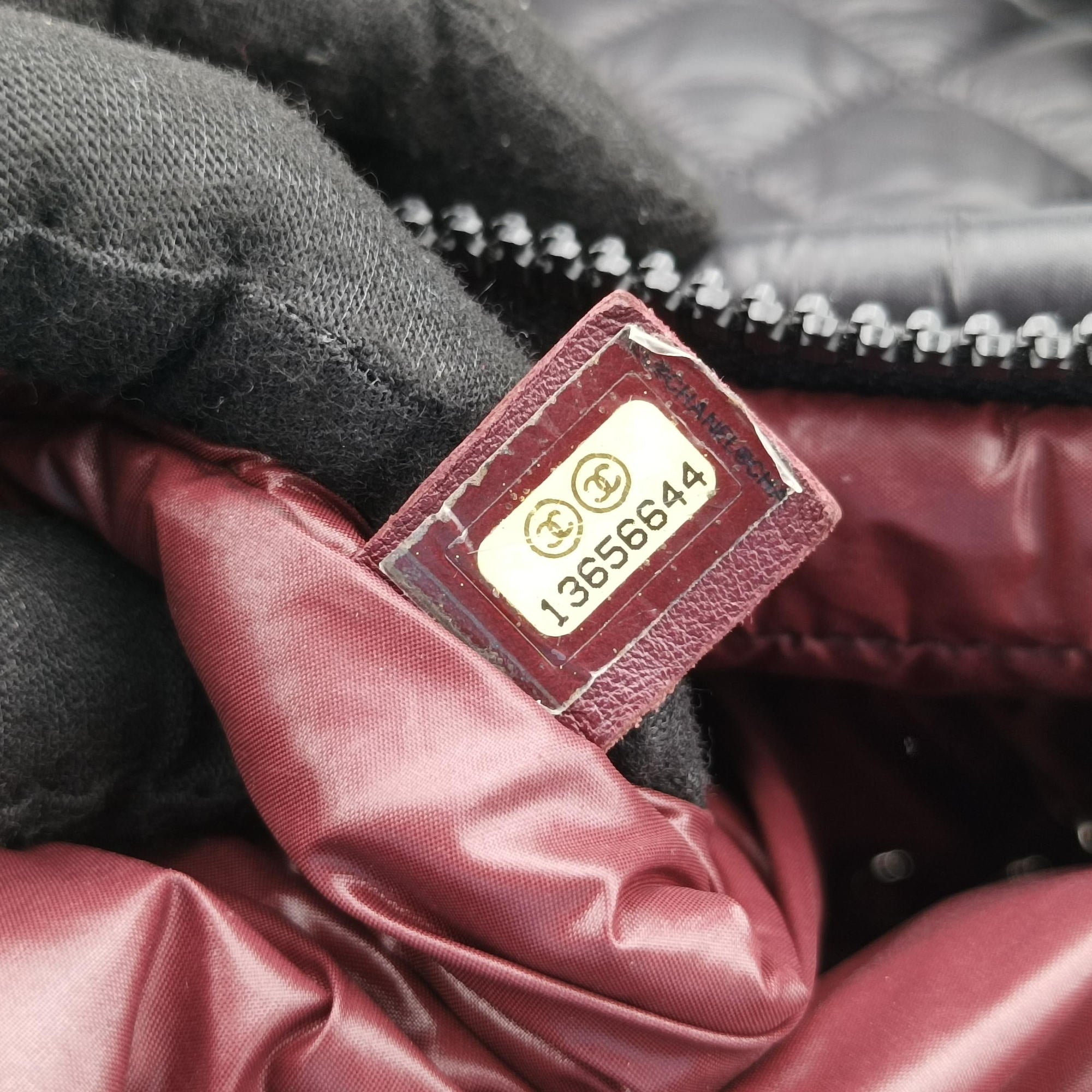 Pre-owned Chanel Cococoon Quilting Black Nylon×Leather A47107 handbag | stylenewstar