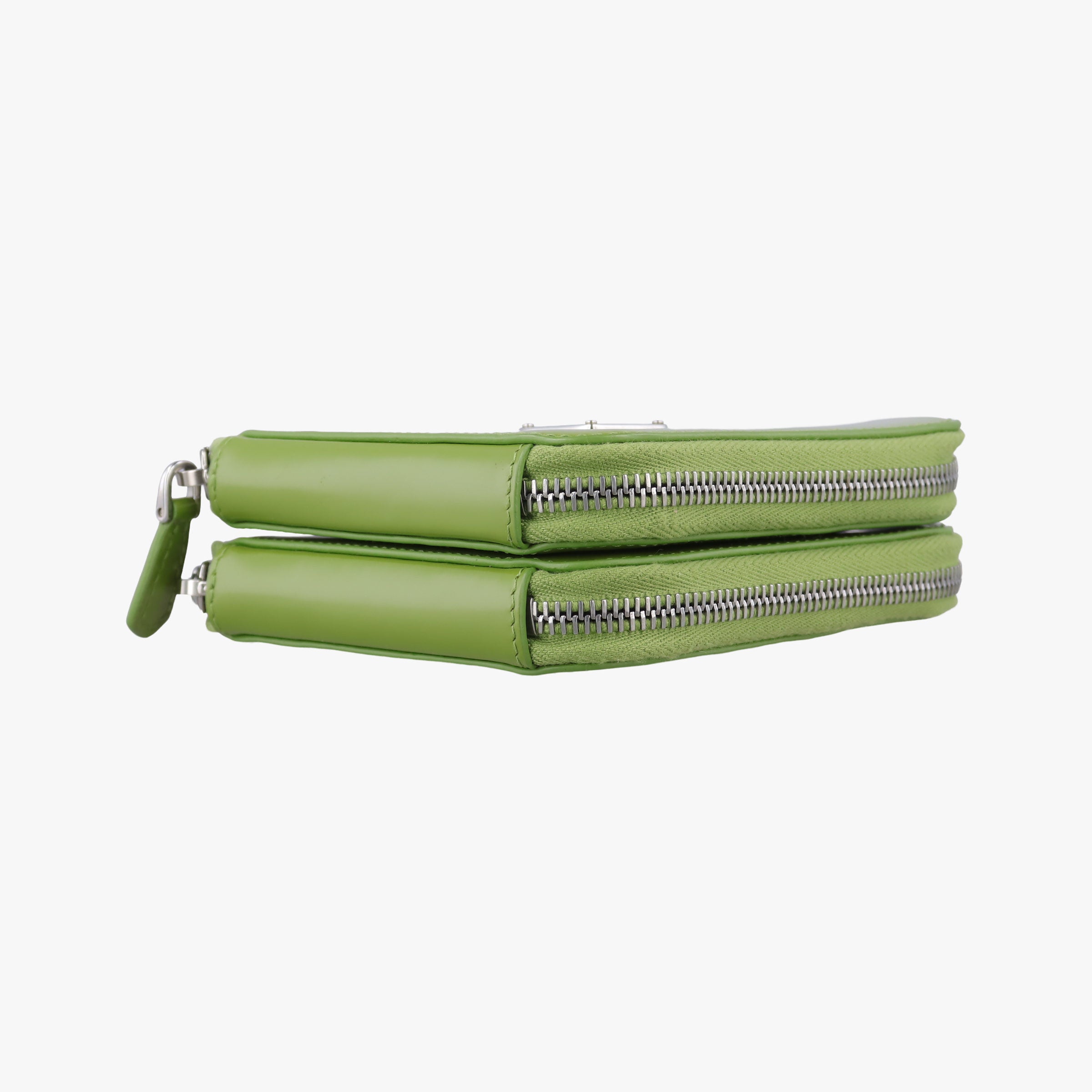 Pre-owned Prada Triangle Logo Plate Green SAFFIANO Leather 1NR015 shoulderbag | stylenewstar