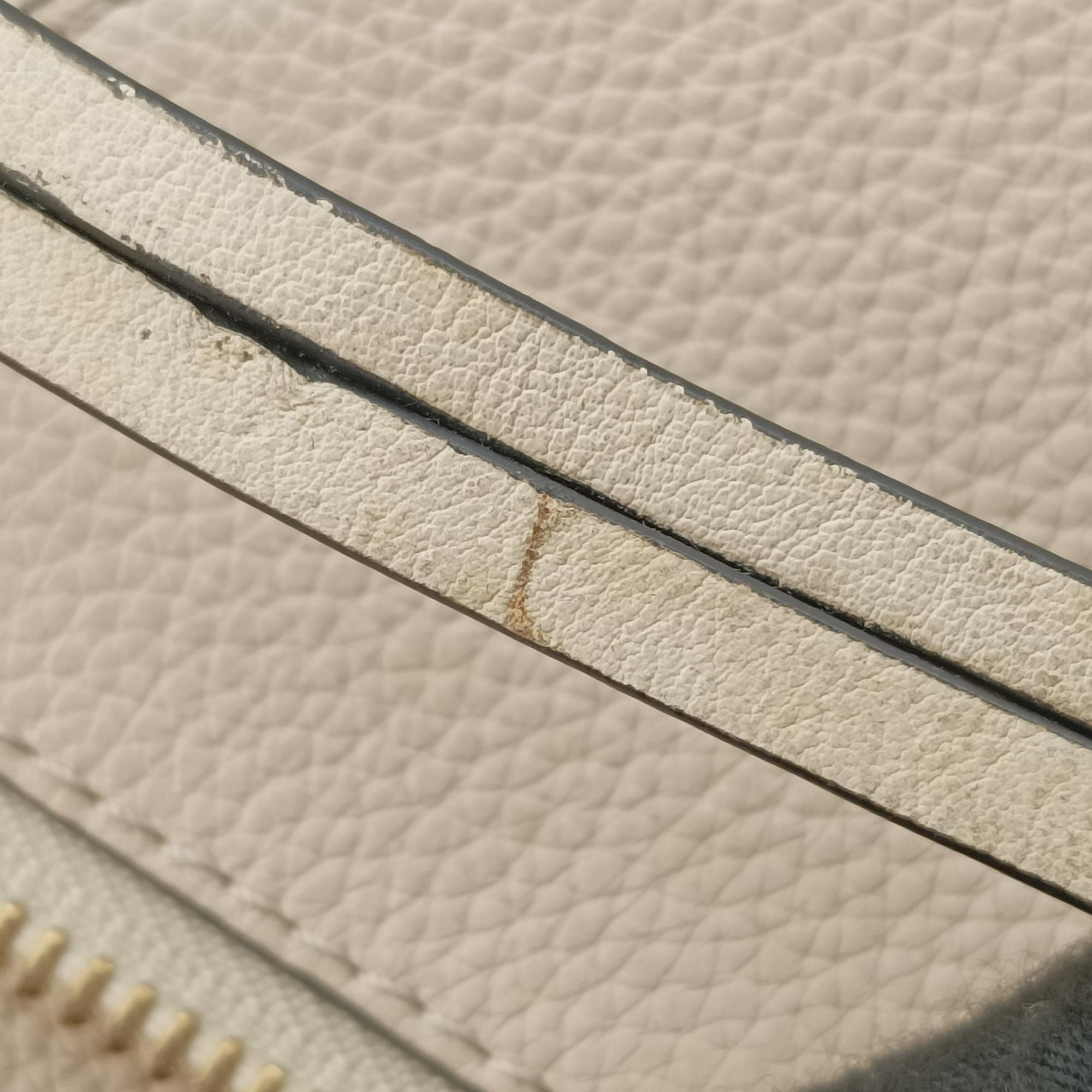 Pre-owned Loewe Hammock Beige Leather  handbag | stylenewstar