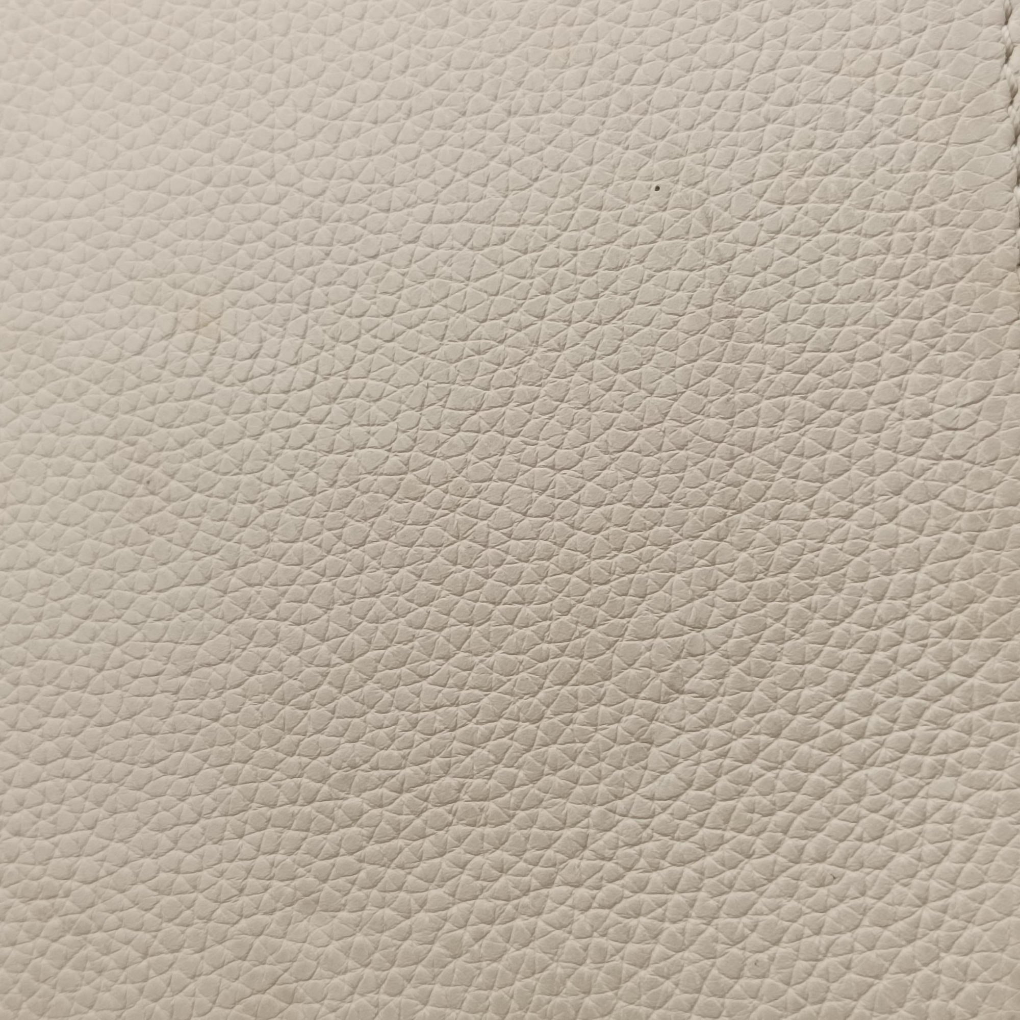 Pre-owned Loewe Hammock Beige Leather  handbag | stylenewstar