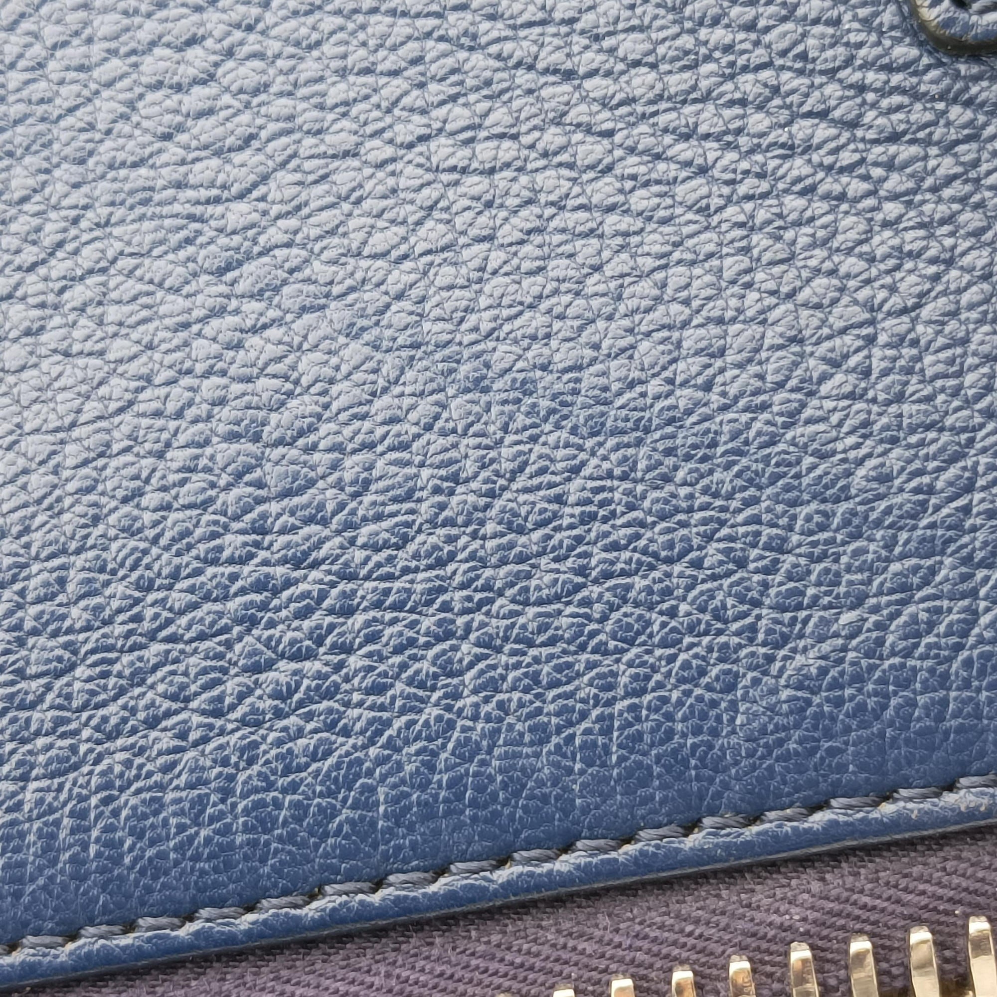 Pre-owned Givenchy Antigona Medium Navy leather  shoulderbag | stylenewstar