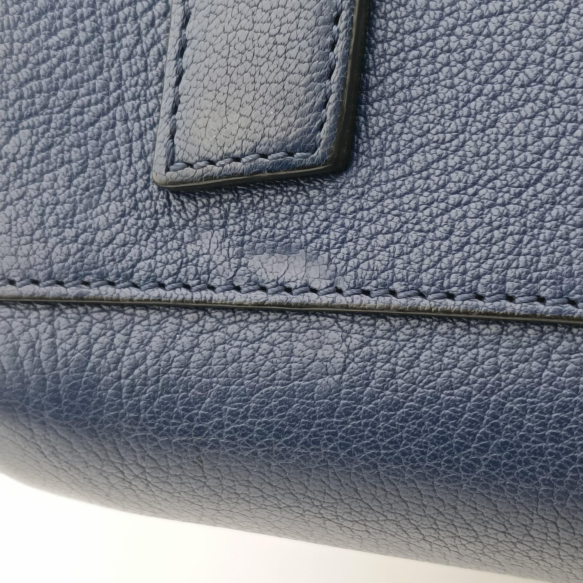 Pre-owned Givenchy Antigona Medium Navy leather  shoulderbag | stylenewstar