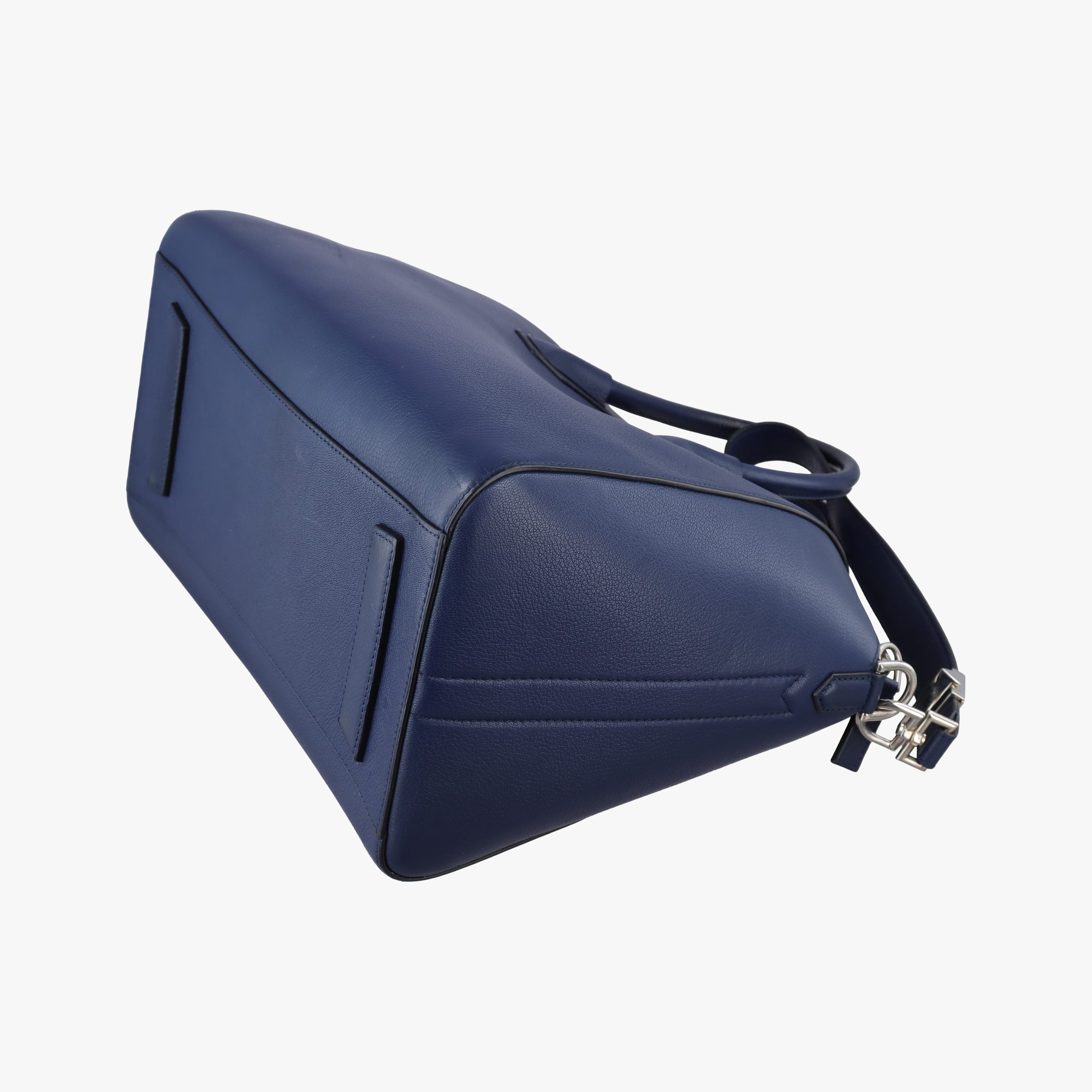Pre-owned Givenchy Antigona Medium Navy leather  shoulderbag | stylenewstar