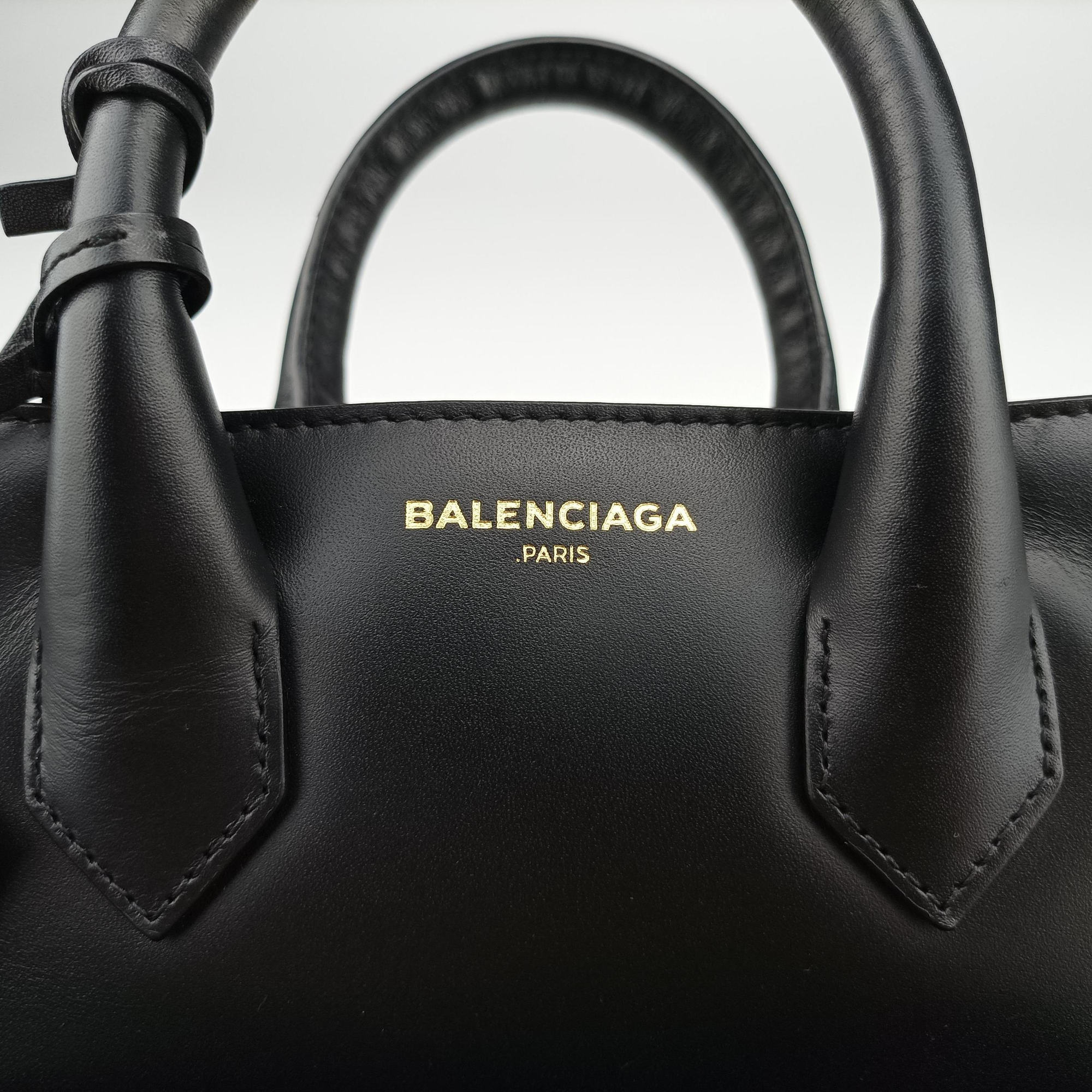 Vintage Balenciaga Padlock All Afternoon Black Leather  shoulderbag | stylenewstar