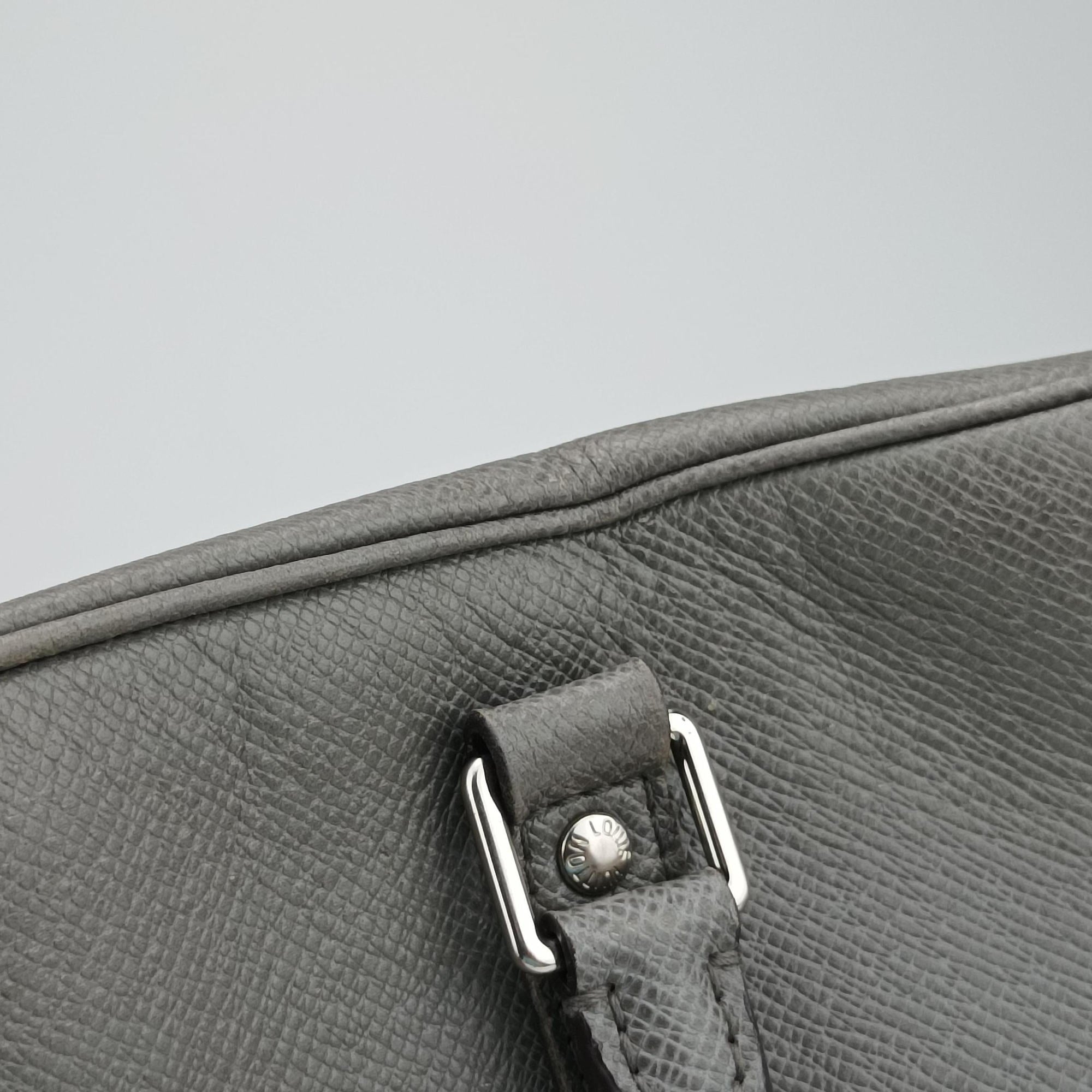 Secondhand Louis Vuitton Port Document Voyage PM Glacier Taiga M30640 handbag | stylenewstar
