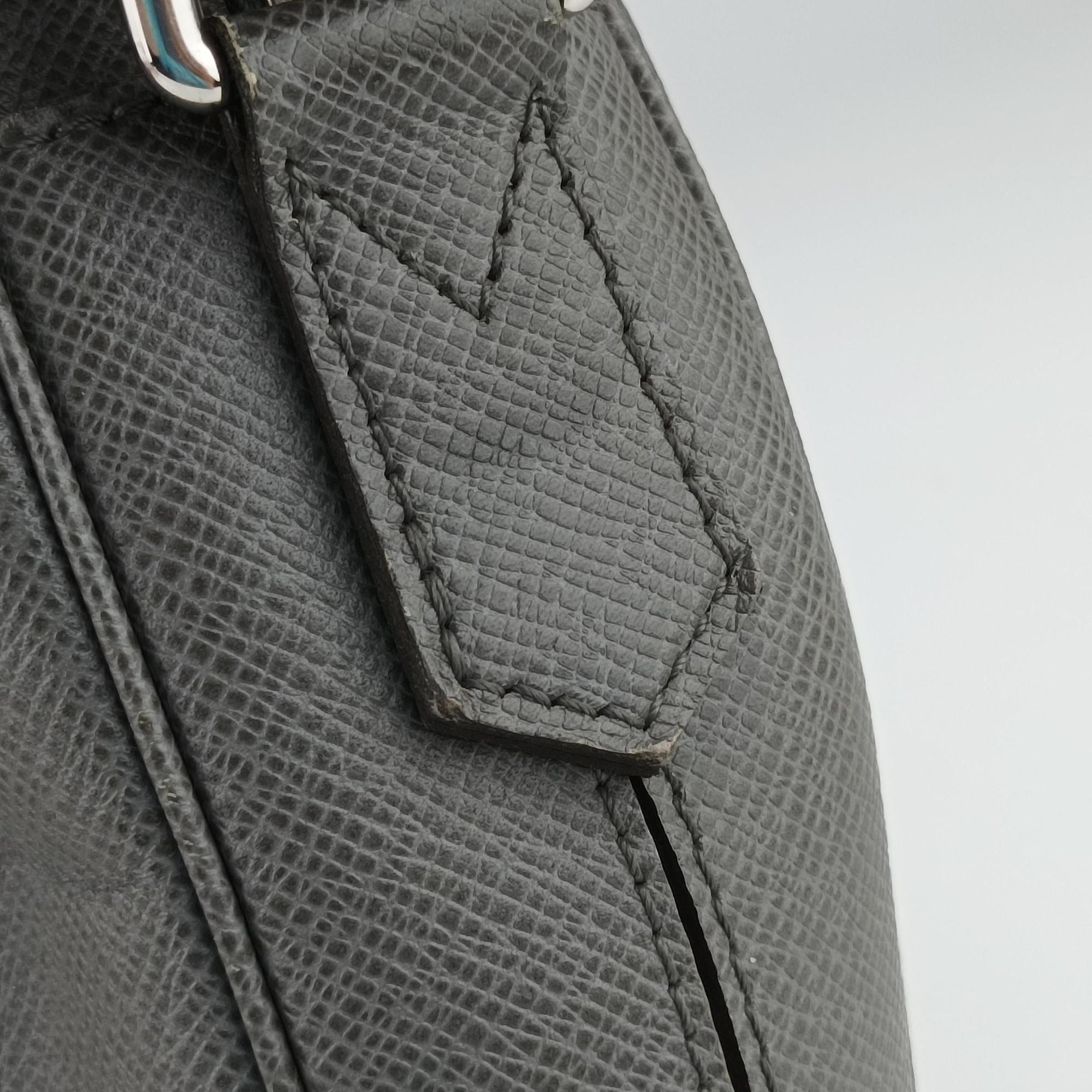 Secondhand Louis Vuitton Port Document Voyage PM Glacier Taiga M30640 handbag | stylenewstar