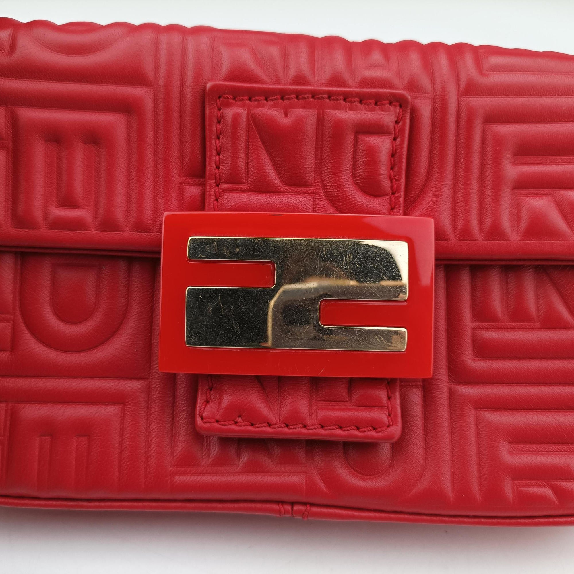 Pre-owned Fendi BAGUETTE Red Leather 8BK060 shoulderbag | stylenewstar