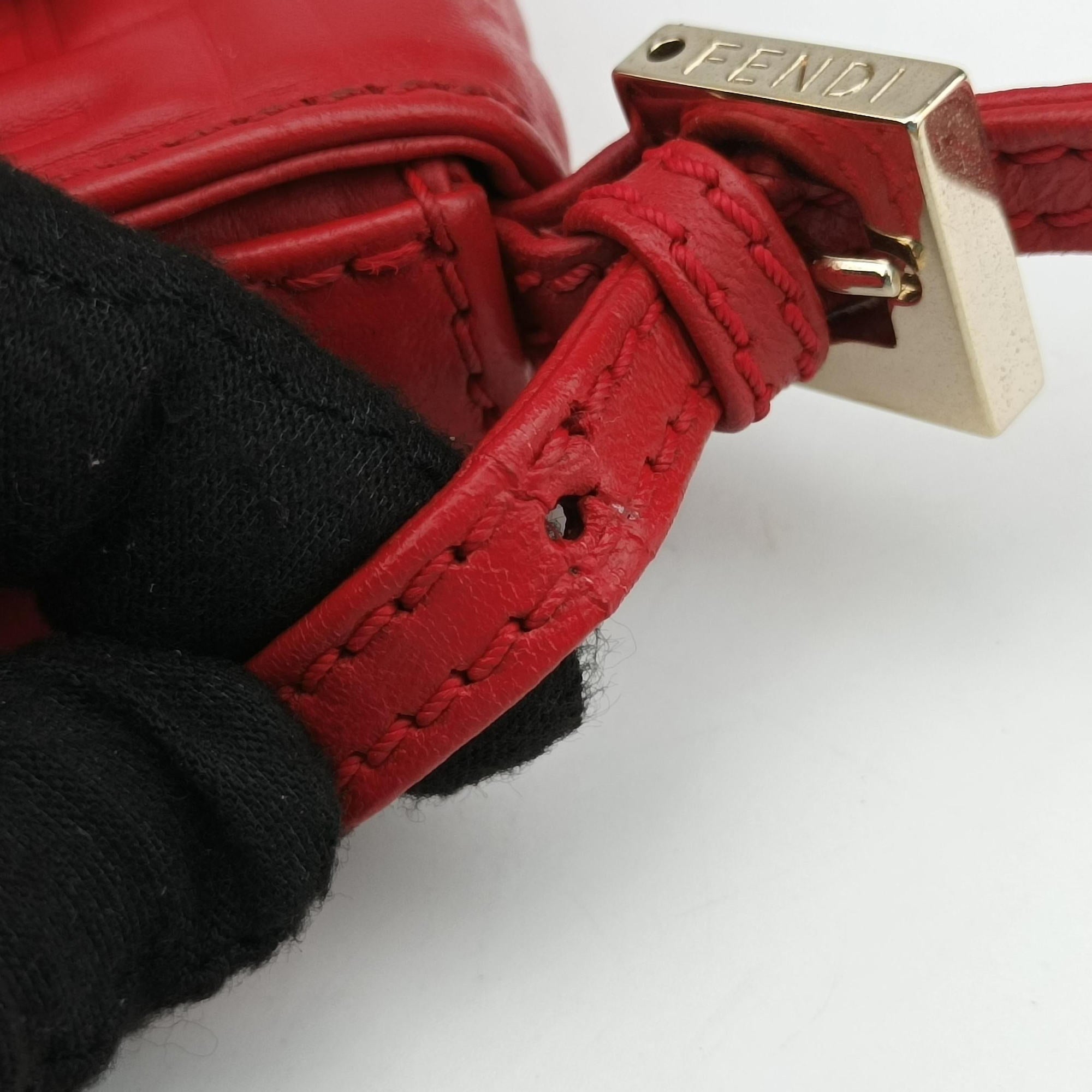 Pre-owned Fendi BAGUETTE Red Leather 8BK060 shoulderbag | stylenewstar
