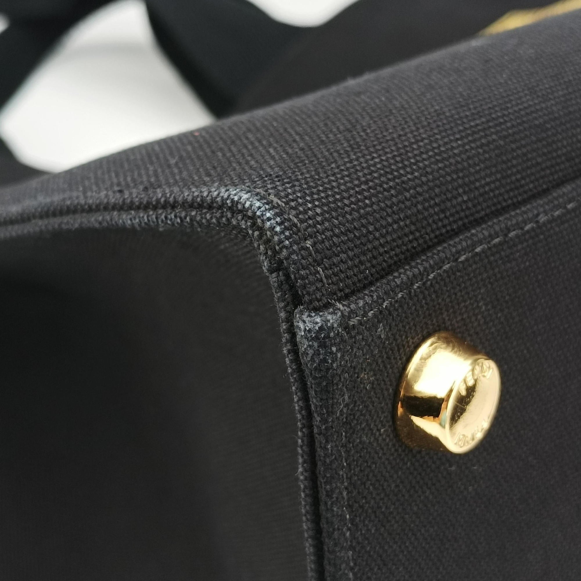 Pre-owned Fendi Fendace La Medusa Black canvas 8BH395 shoulderbag | stylenewstar