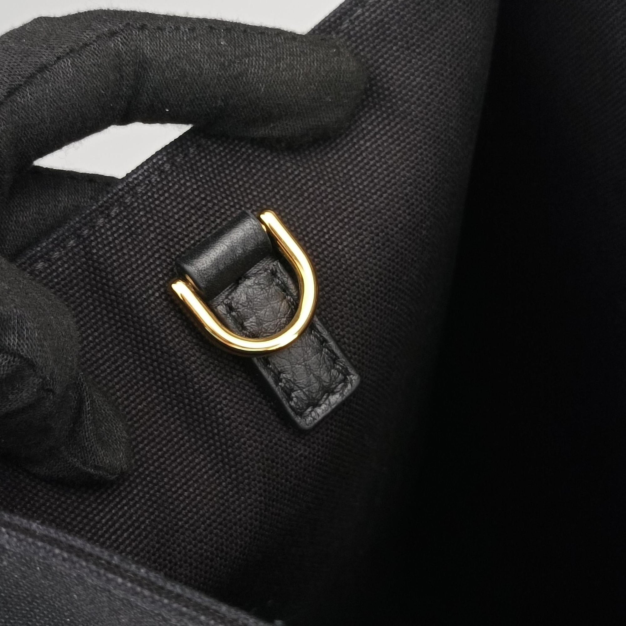 Pre-owned Fendi Fendace La Medusa Black canvas 8BH395 shoulderbag | stylenewstar