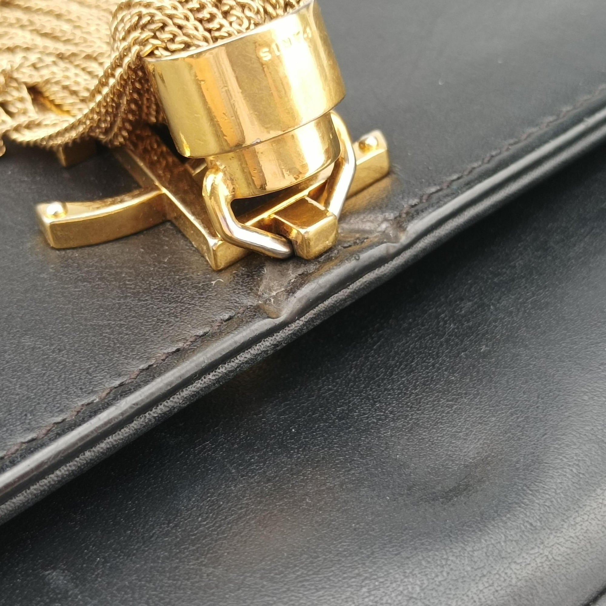 Pre-owned Yves Saint Laurent KATE Black Leather 354119 shoulderbag | stylenewstar