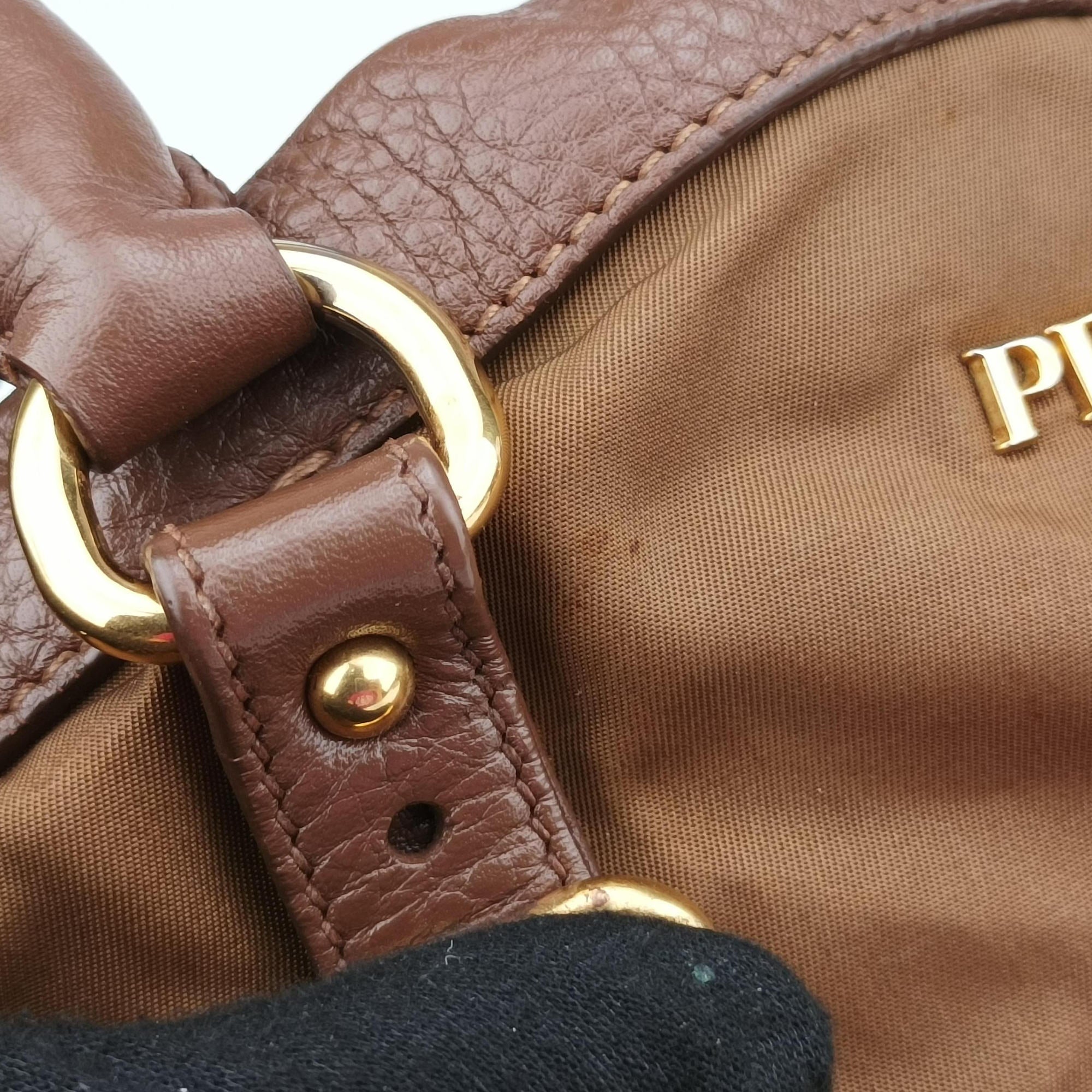 Secondhand Prada Tessuto Nappa Gaufre Satchel Rovere Brown nylon×Leather  shoulderbag | stylenewstar