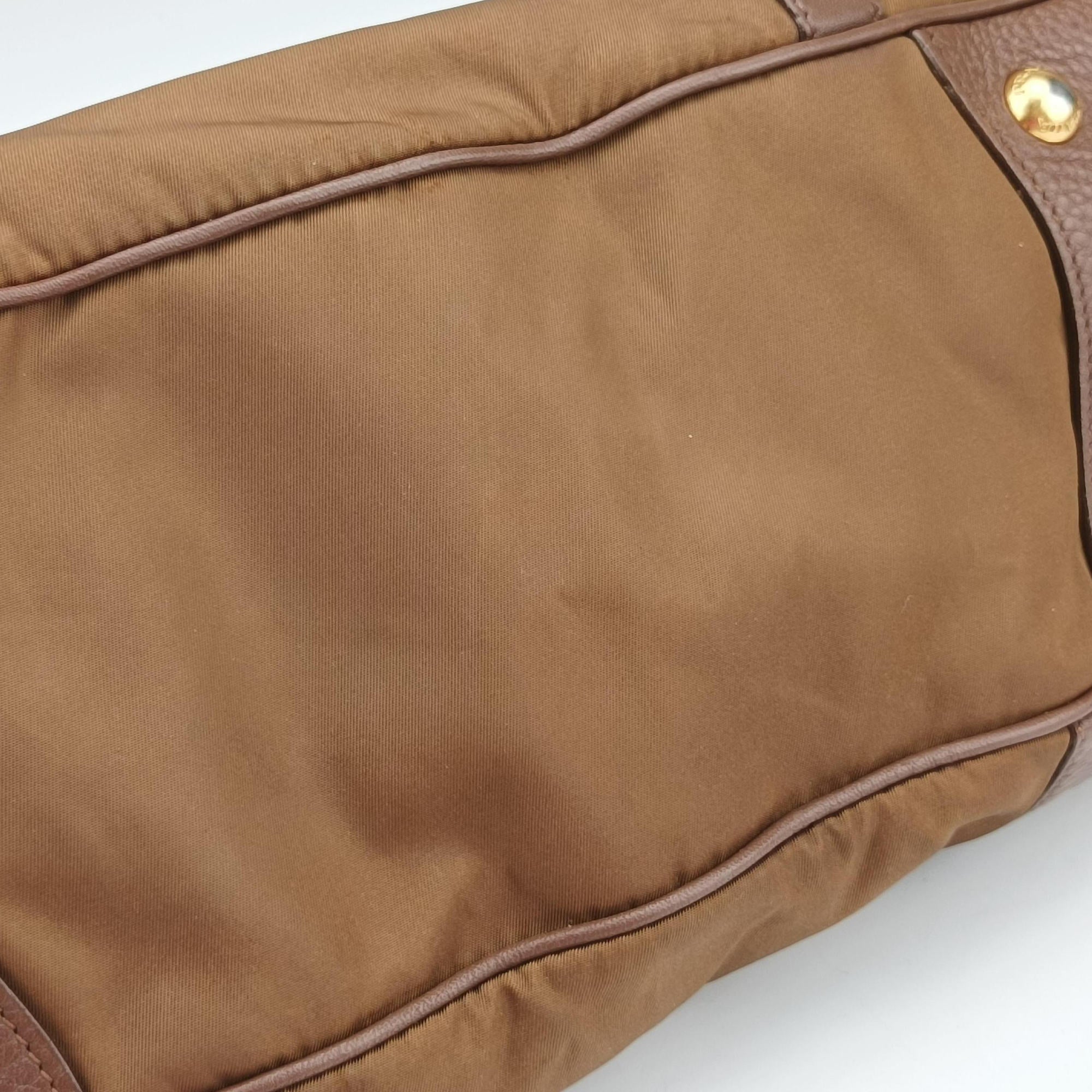 Secondhand Prada Tessuto Nappa Gaufre Satchel Rovere Brown nylon×Leather  shoulderbag | stylenewstar