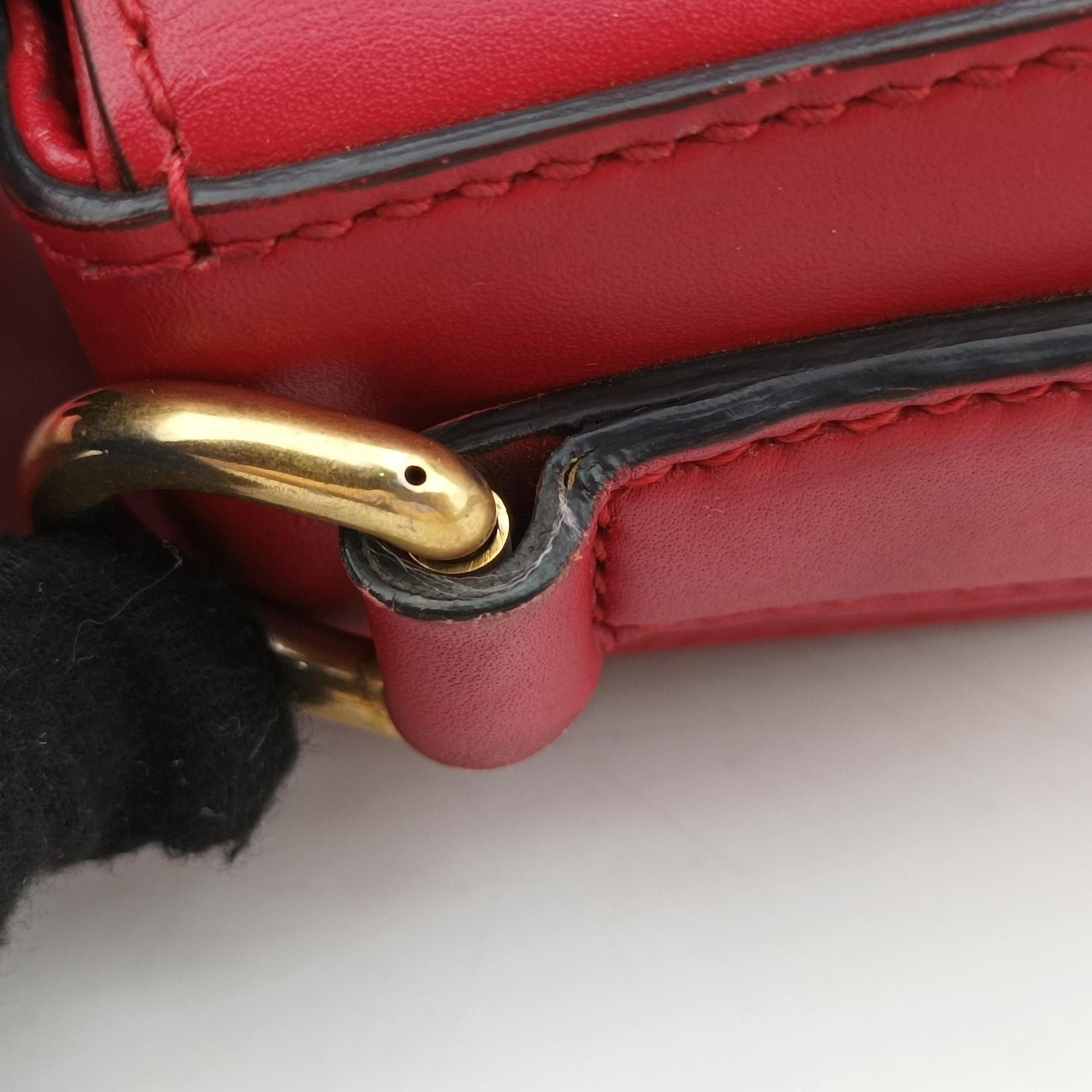 Pre-owned Gucci Lady Web Red Leather 380573 shoulderbag | stylenewstar