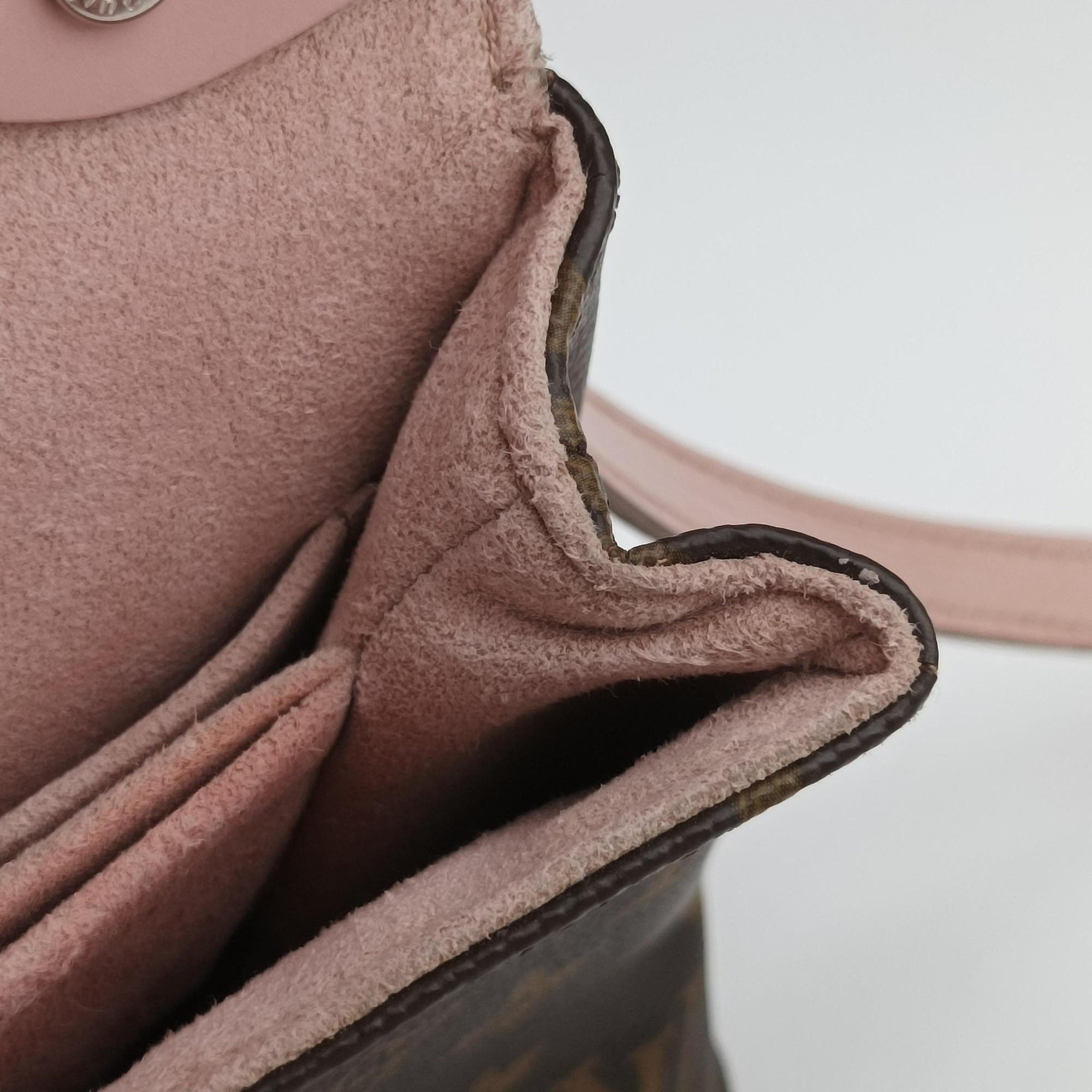 Pre-owned Louis Vuitton SAINT MICHEL Monogram×Rose Ballerine Monogram Canvas×epi M44033 shoulderbag | stylenewstar
