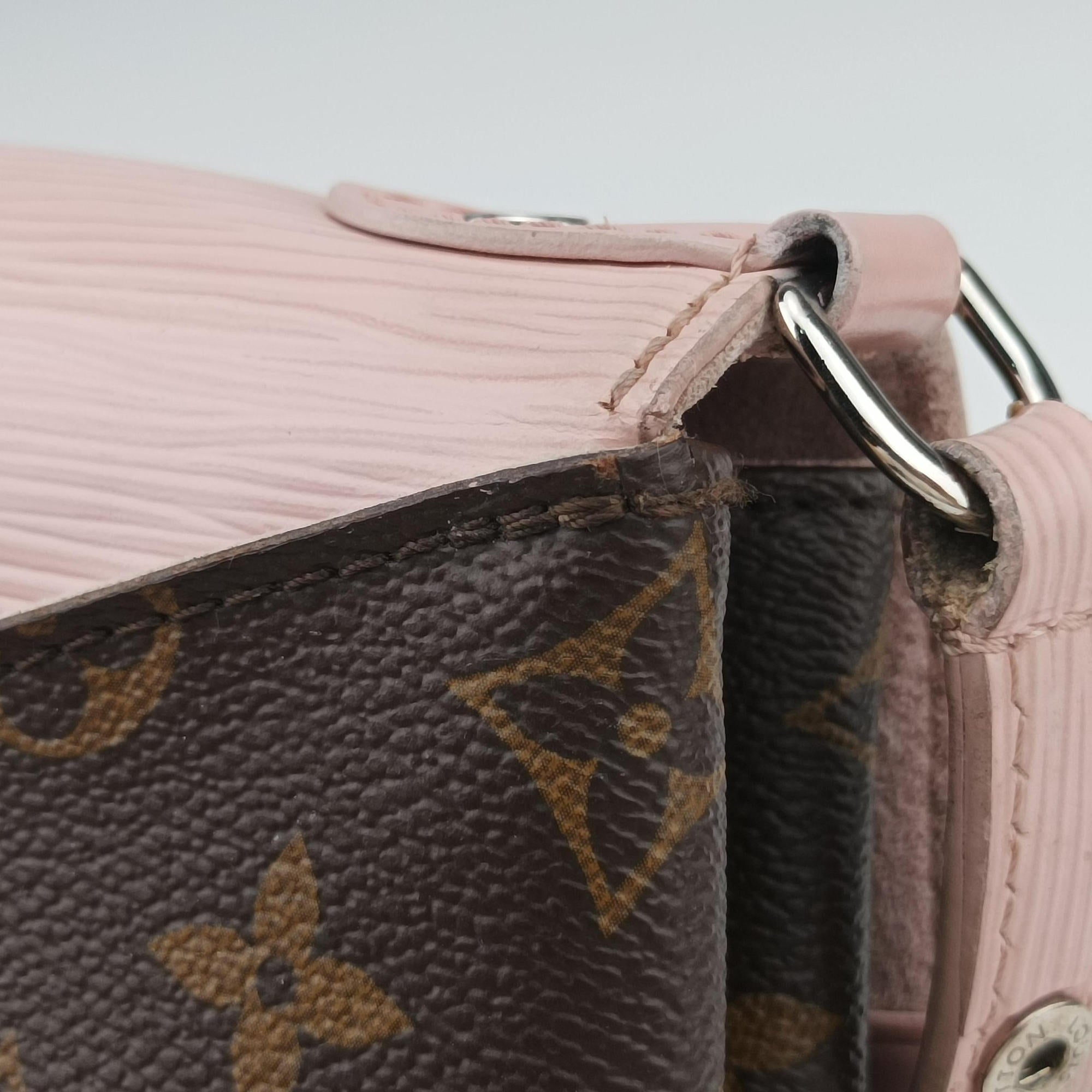 Pre-owned Louis Vuitton SAINT MICHEL Monogram×Rose Ballerine Monogram Canvas×epi M44033 shoulderbag | stylenewstar