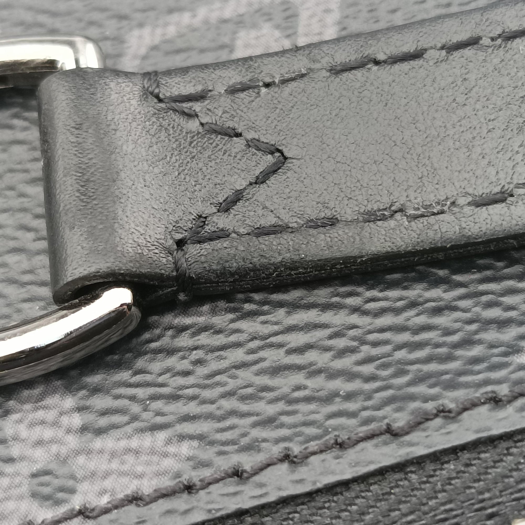 Pre-owned Louis Vuitton Trio Messenger black Monogram Eclipse Reverse M69443 shoulderbag | stylenewstar