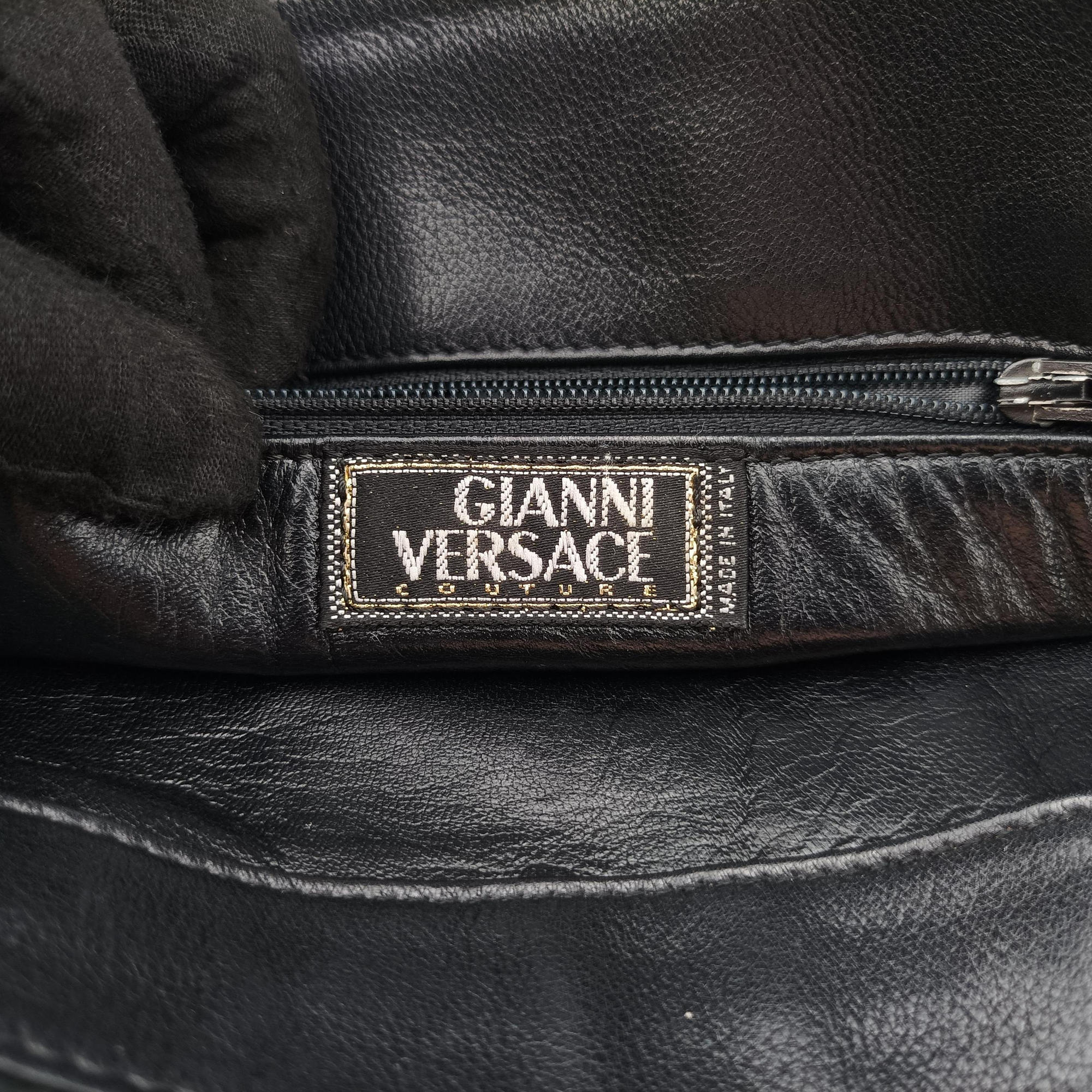 Pre-owned VERSACE Vintage Medusa Medallion Black Leather  shoulderbag | stylenewstar